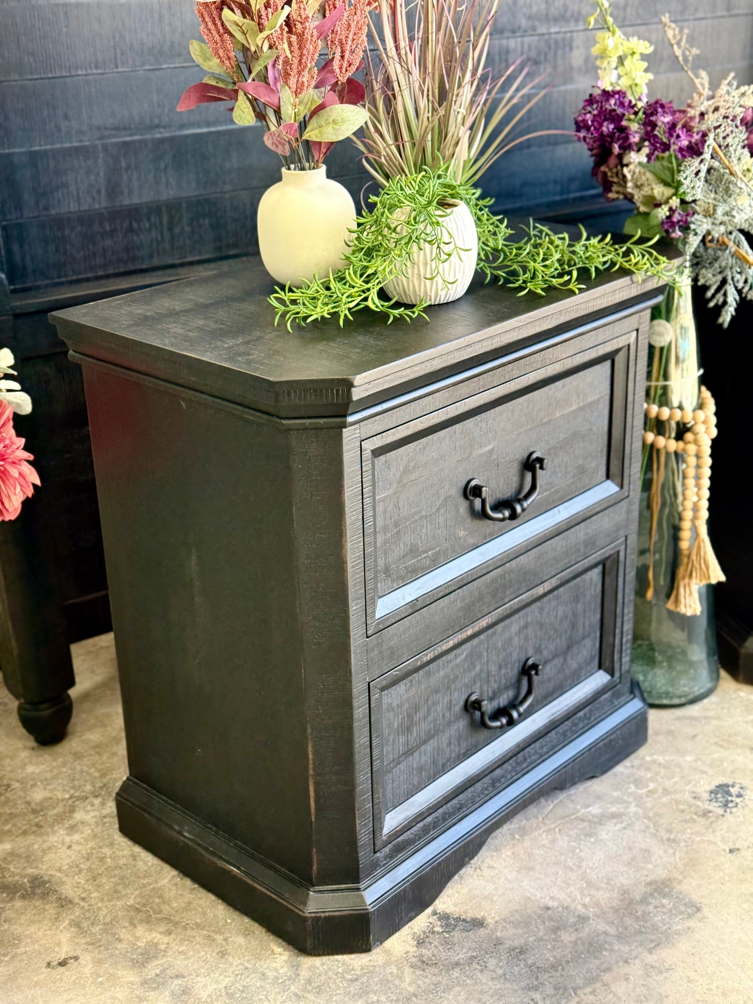 Willow Nightstand-Handrubbed Black