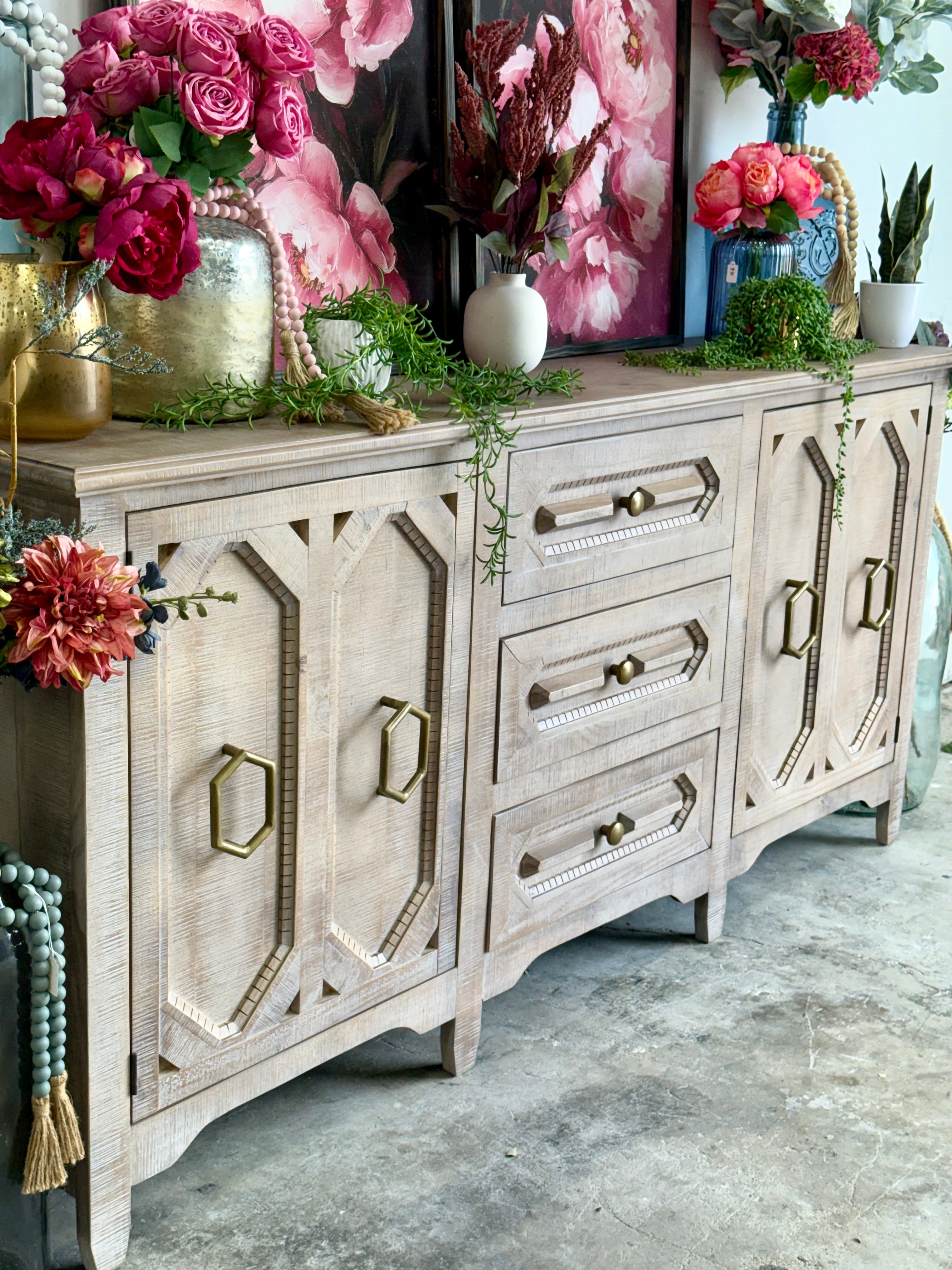 Cora Console-Soft Drift™