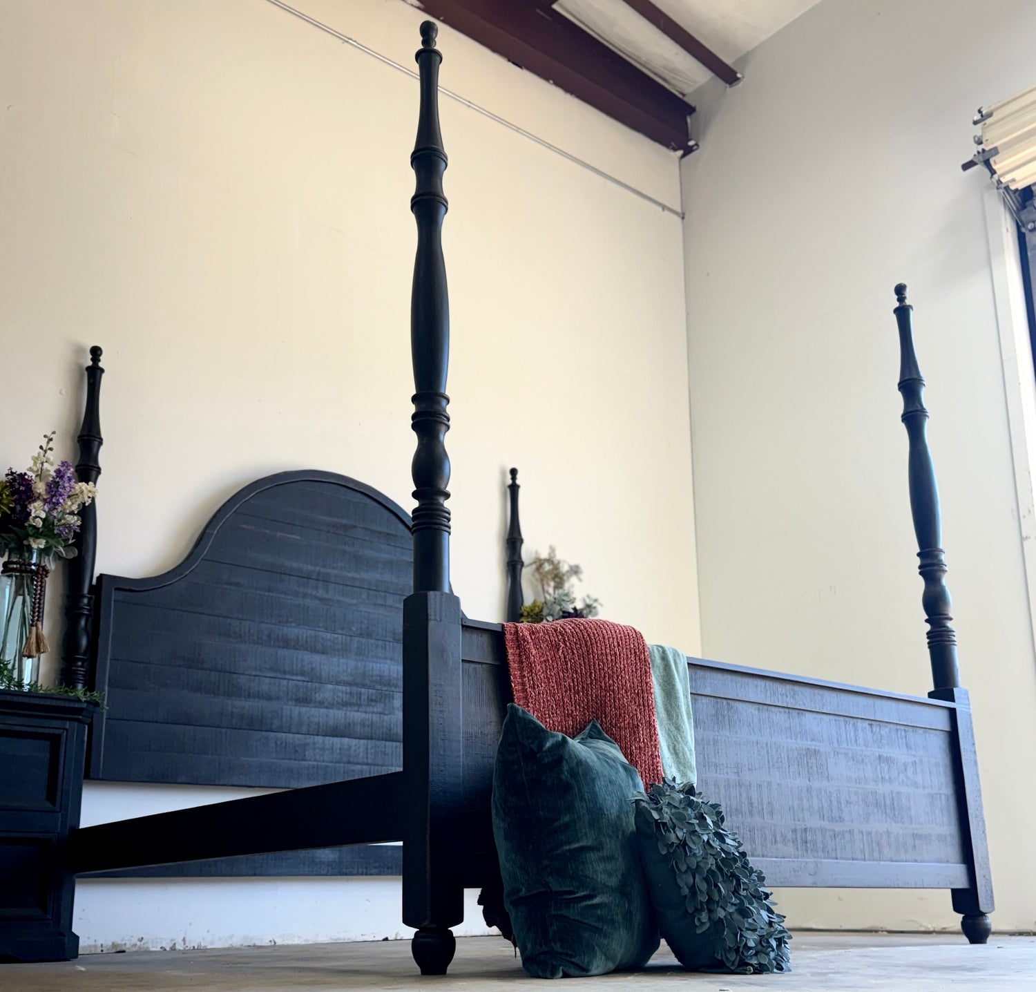 Willow King 4 Poster Bed-Handrubbed Black