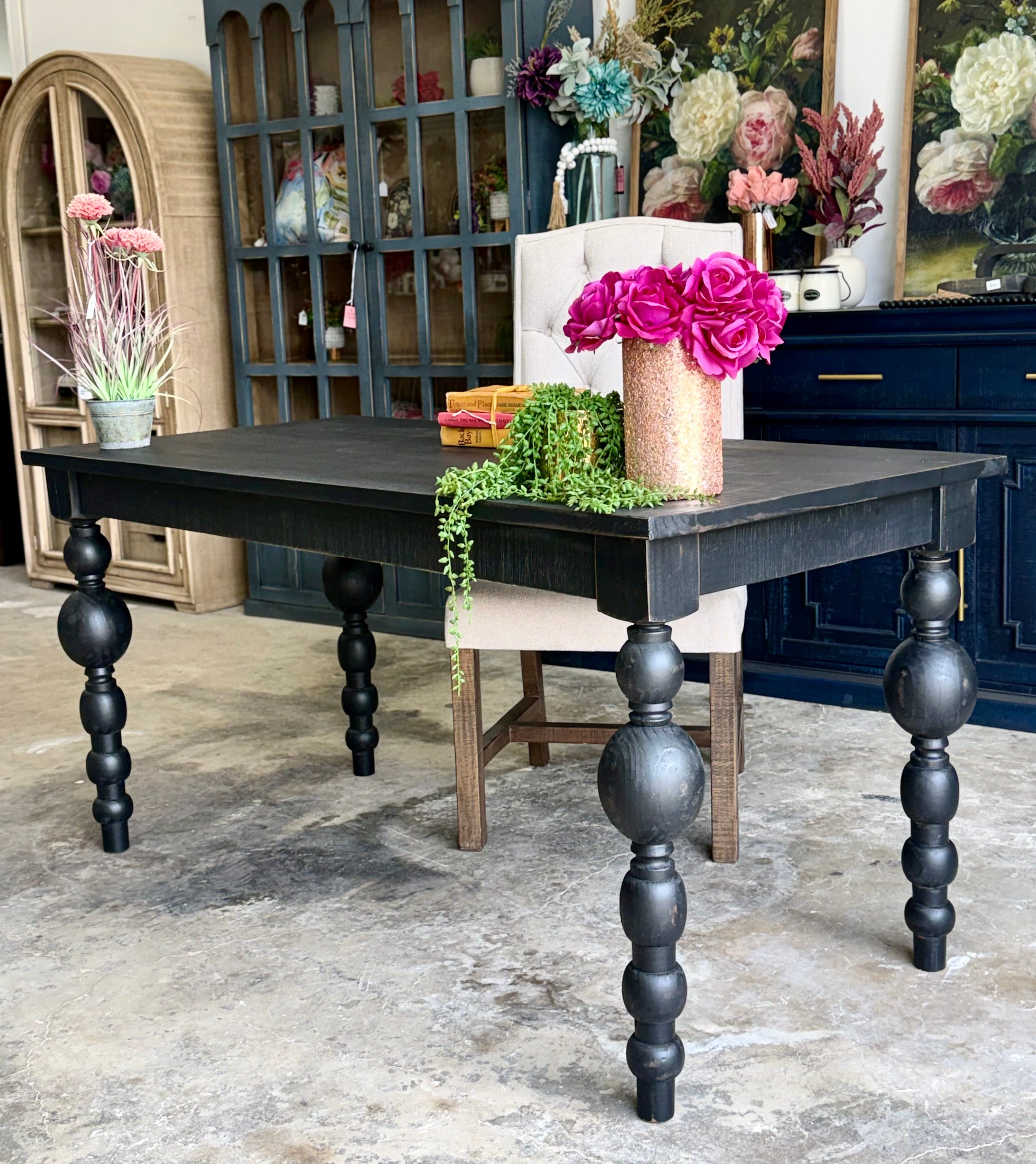 Sophie Desk-Handrubbed Black