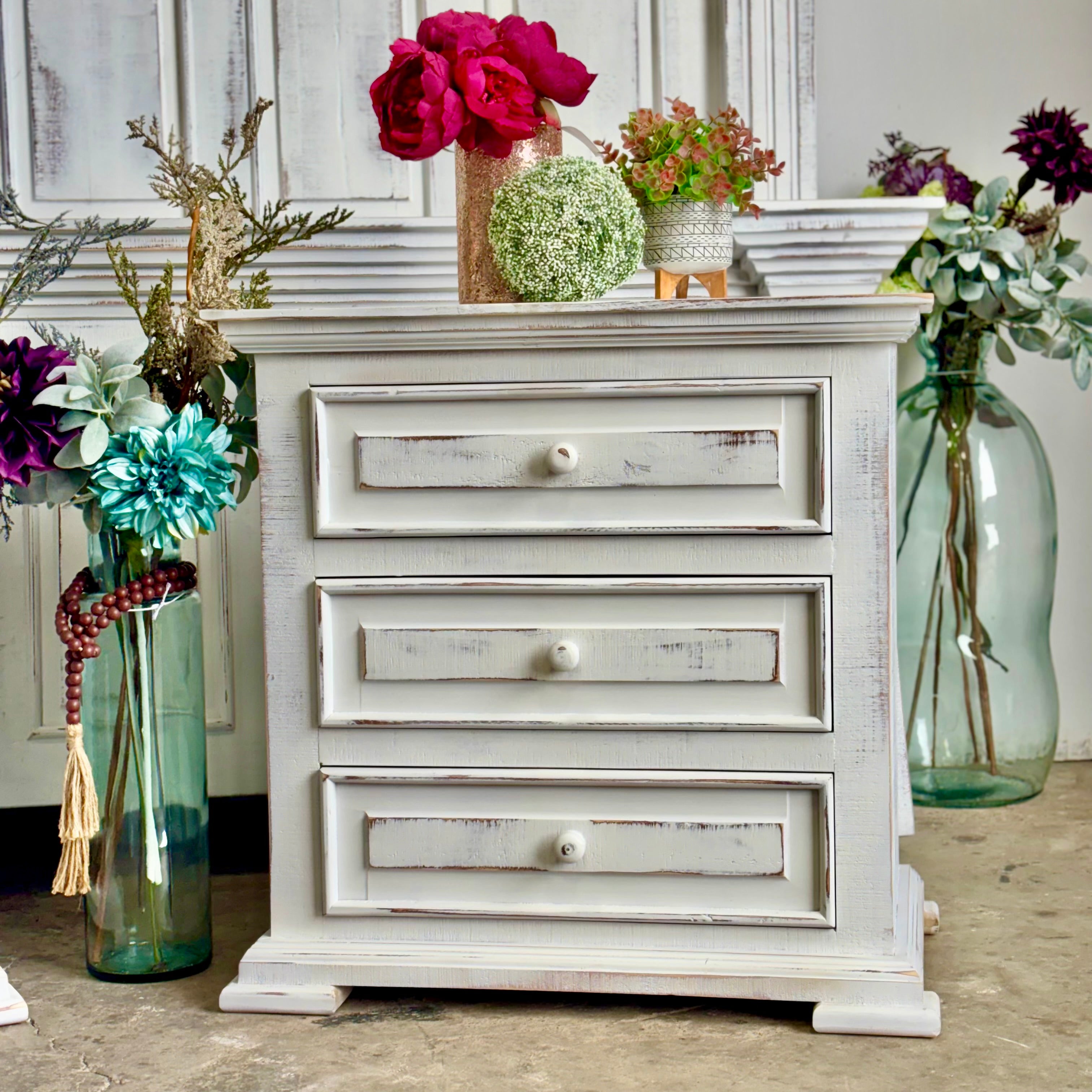 Charlotte 3-Drawer Nightstand-Whisper White
