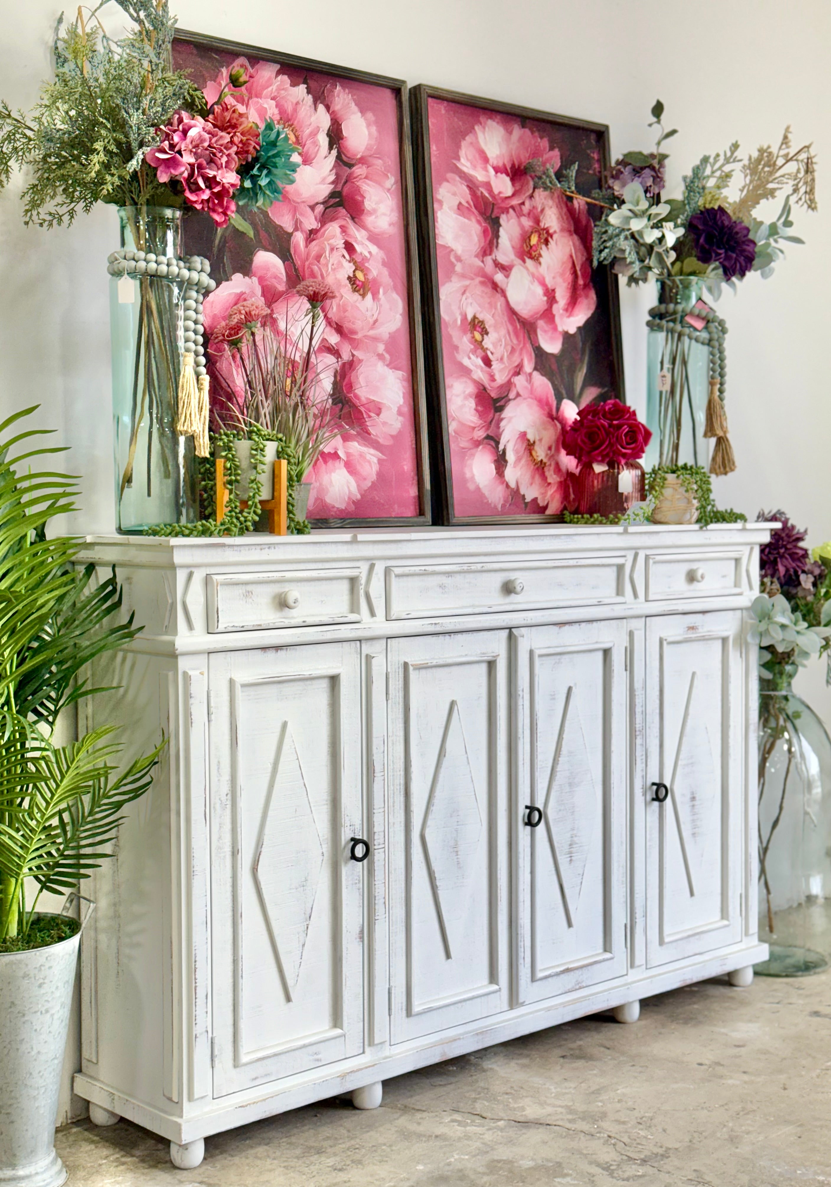 Julia 4 Door Console-Whisper White