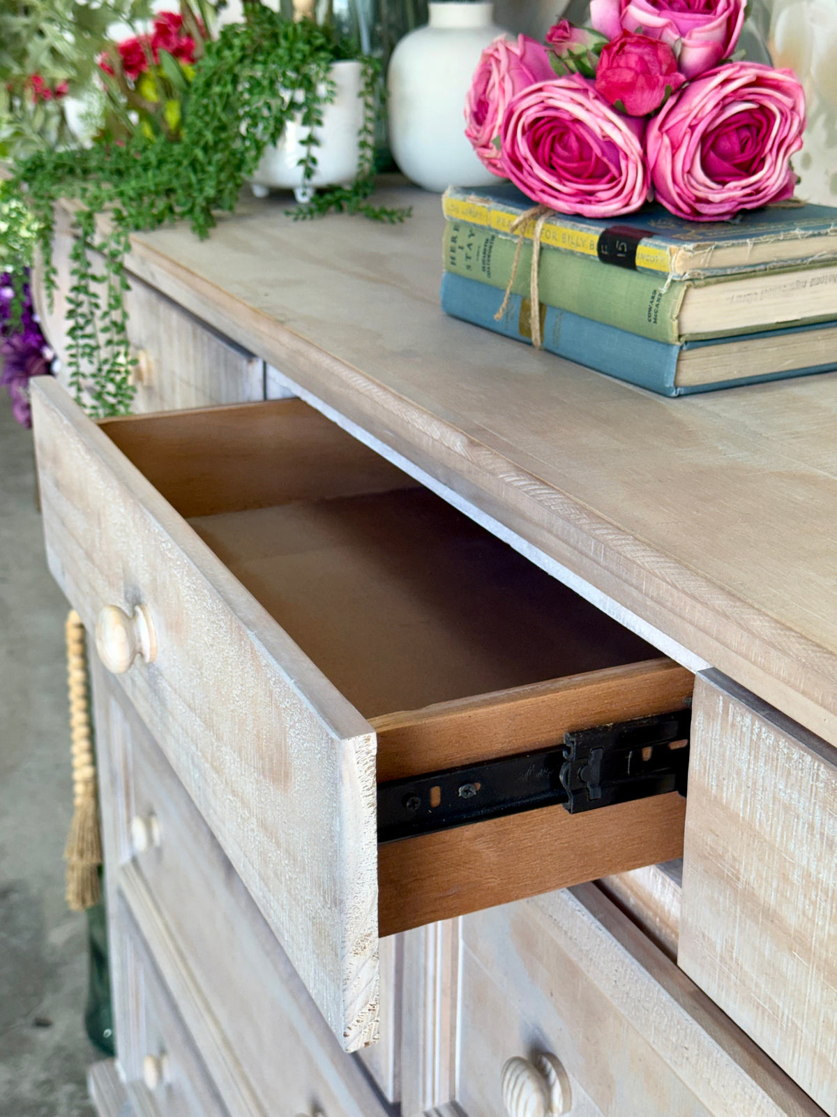 Jasmine Dresser-Soft Drift™
