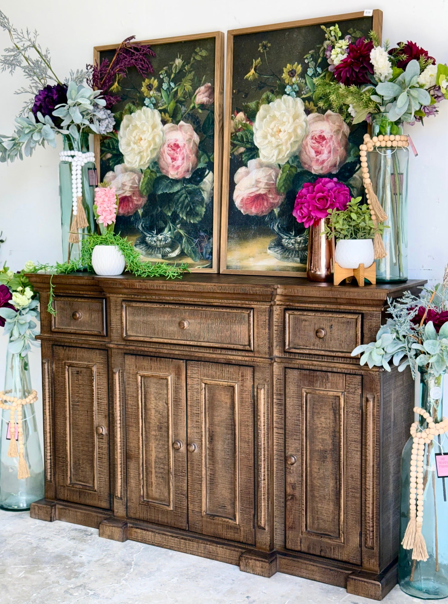 Lindsey 4-Door Console-Honeywood™