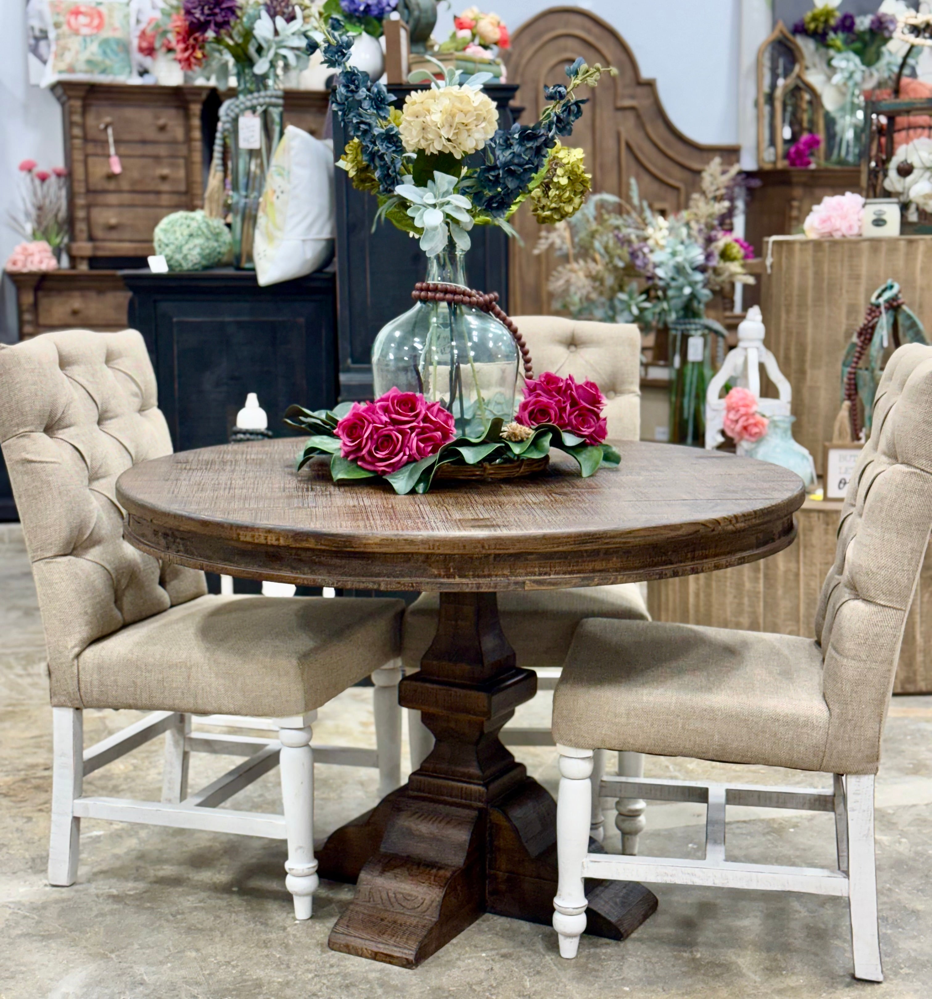 Callie 48&quot; Round Table-Honeywood
