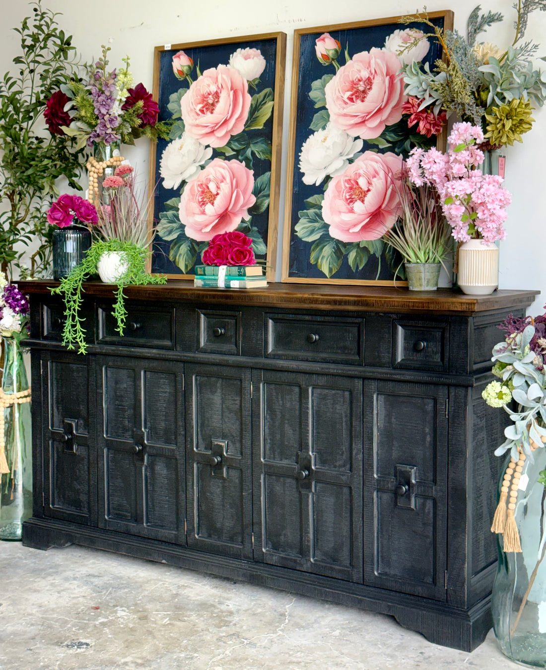 Gabriella Console-Handrubbed Black/Sparrow