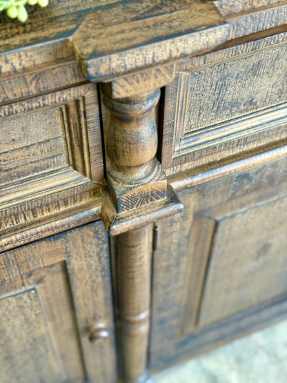 Novah 4-Door Console-Honeywood™