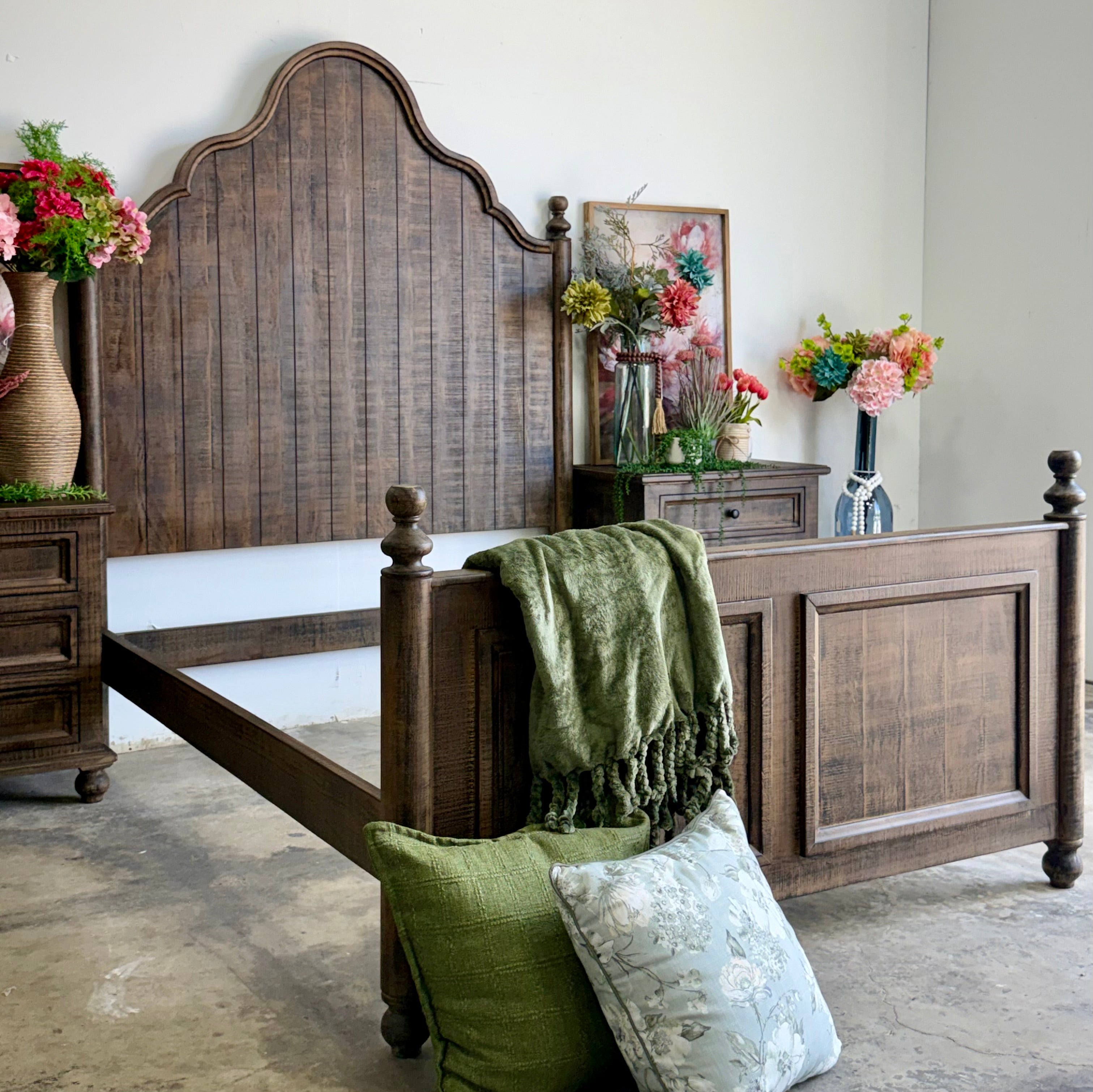 Adele Queen Bed- Honeywood