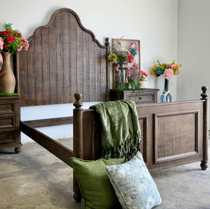 Adele Queen Bed- Honeywood