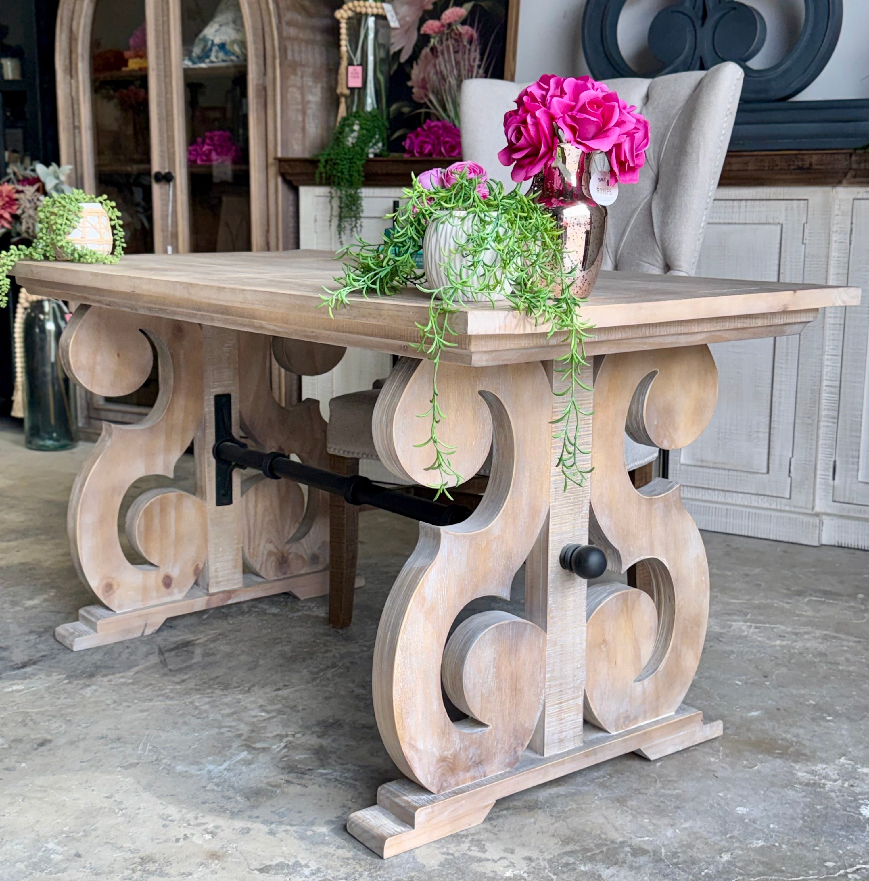 Harpwell  Desk-Soft Drift