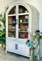 Rose Domed Vitrine-Toasted Wheat/Cappuccino