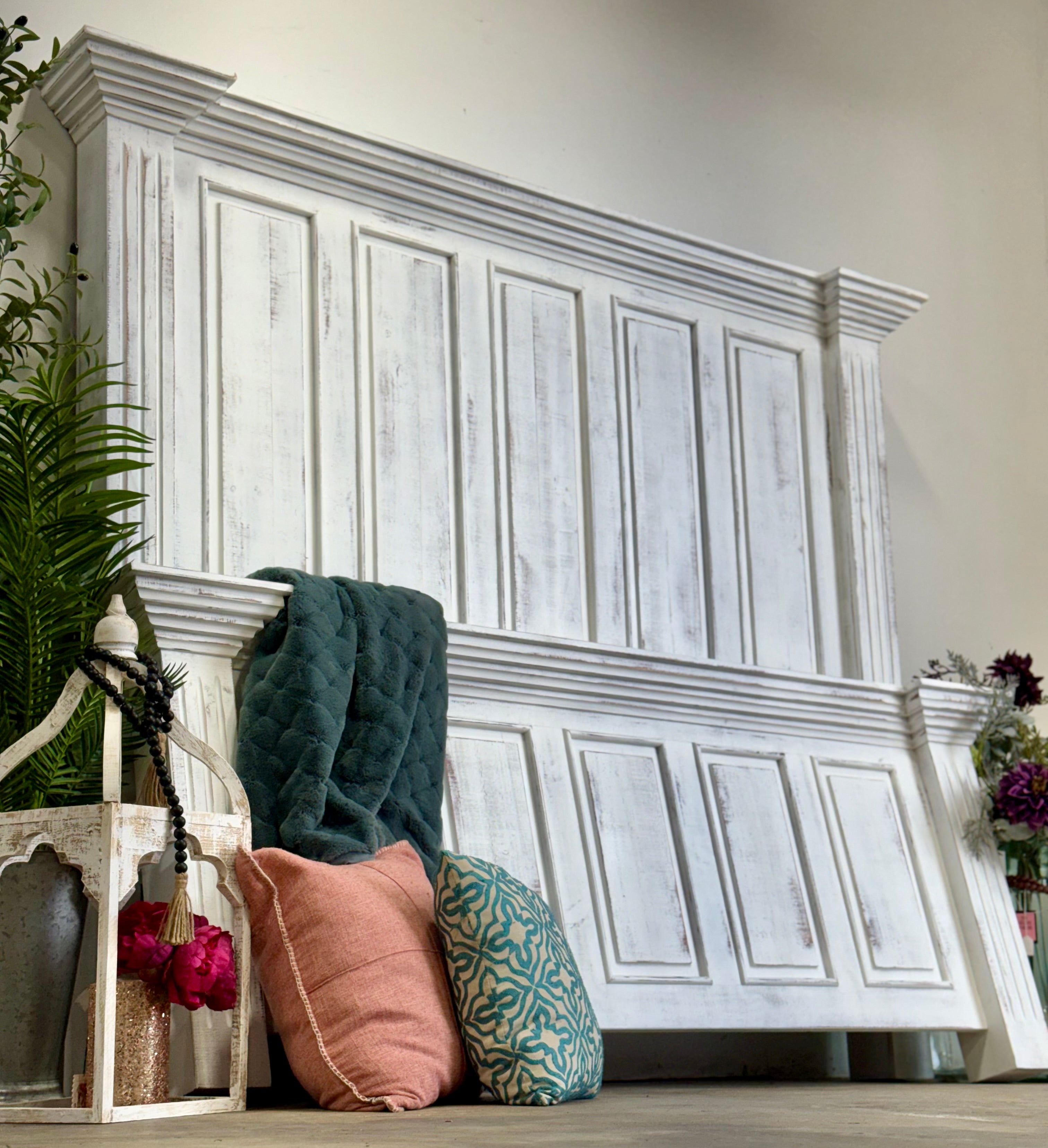 Charlotte King Paneled Bed-Whisper White