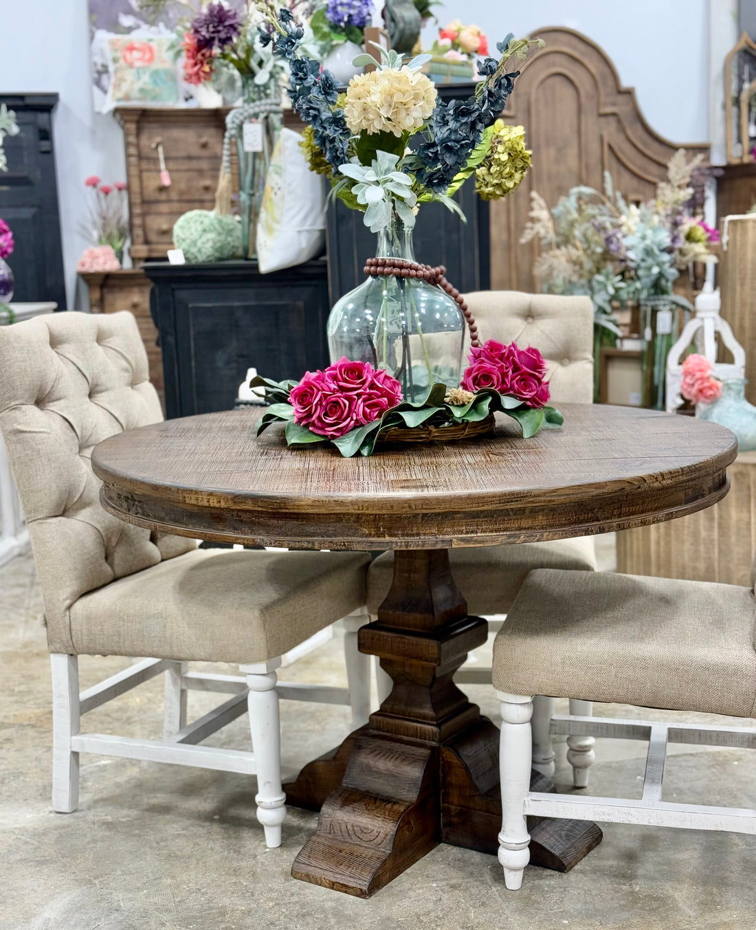 Callie 48&quot; Round Table-Honeywood