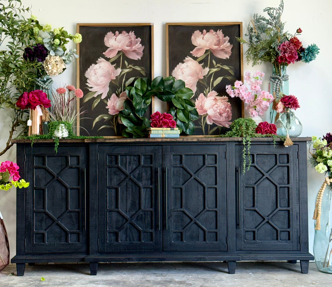 Michelle Console-Black/Honeywood