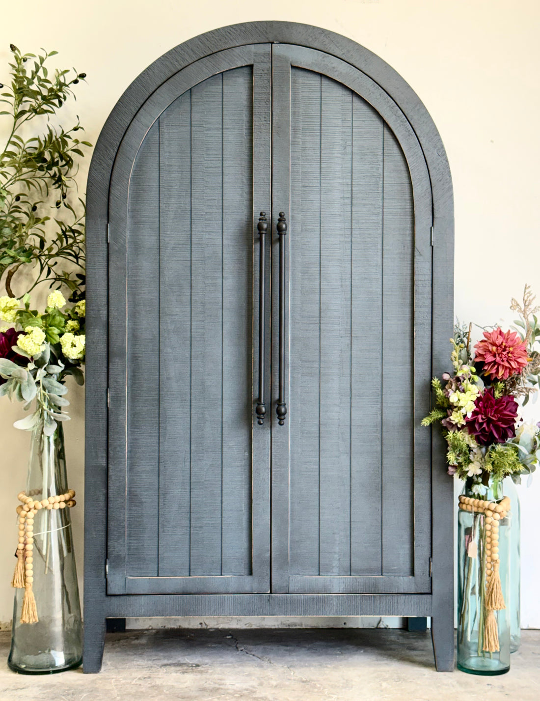 Georgia Domed Vitrine- Blue Haze™