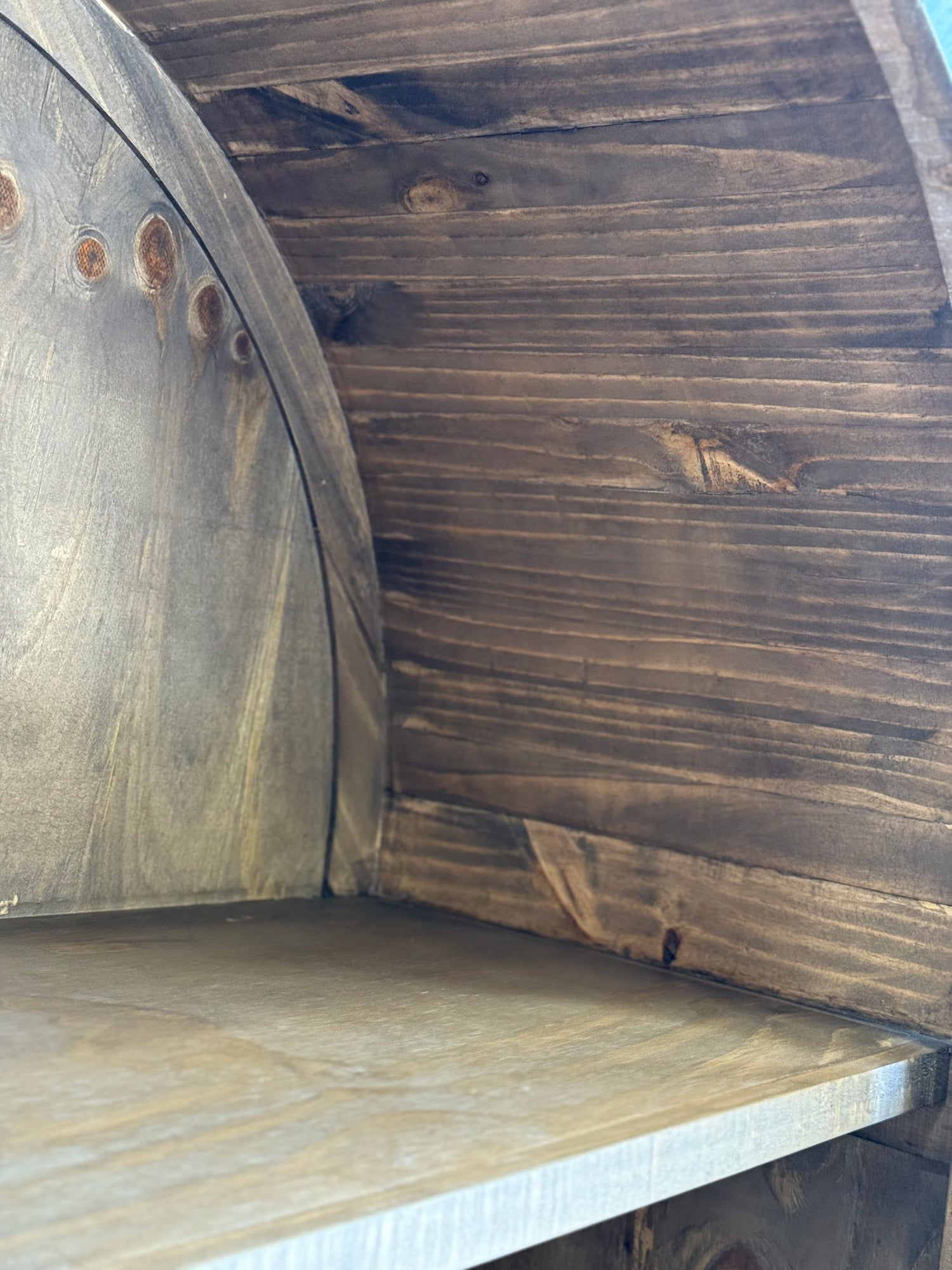 Georgia Domed Vitrine- Honeywood™