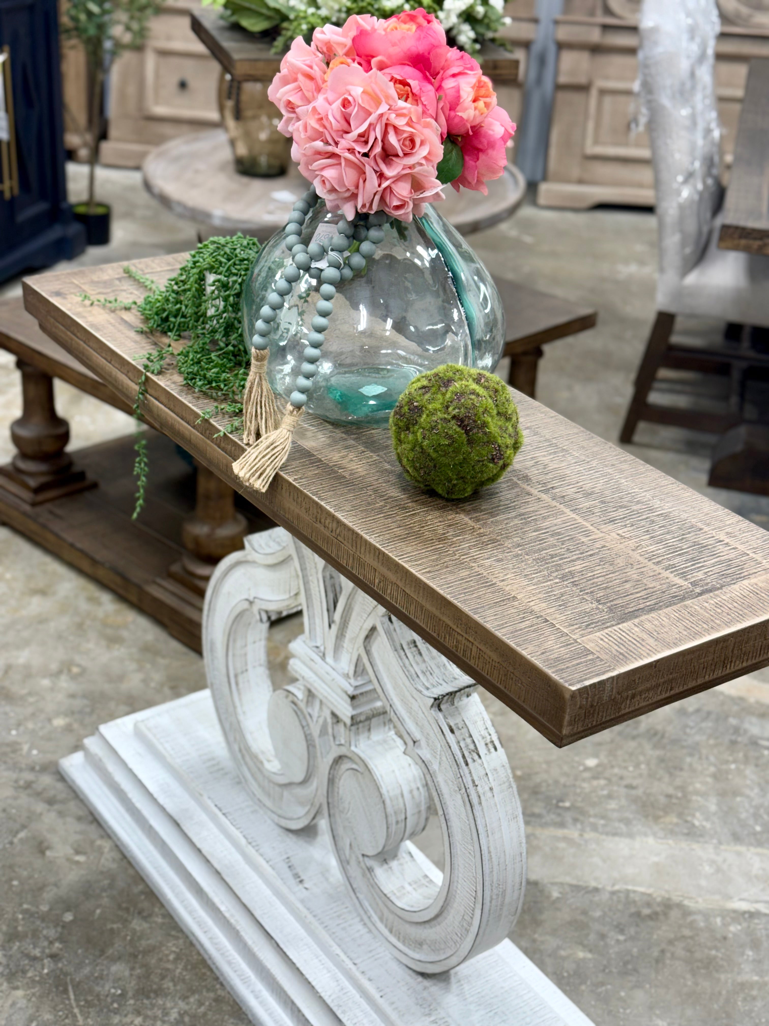 Harp Entryway-White Wheat/Sandstone