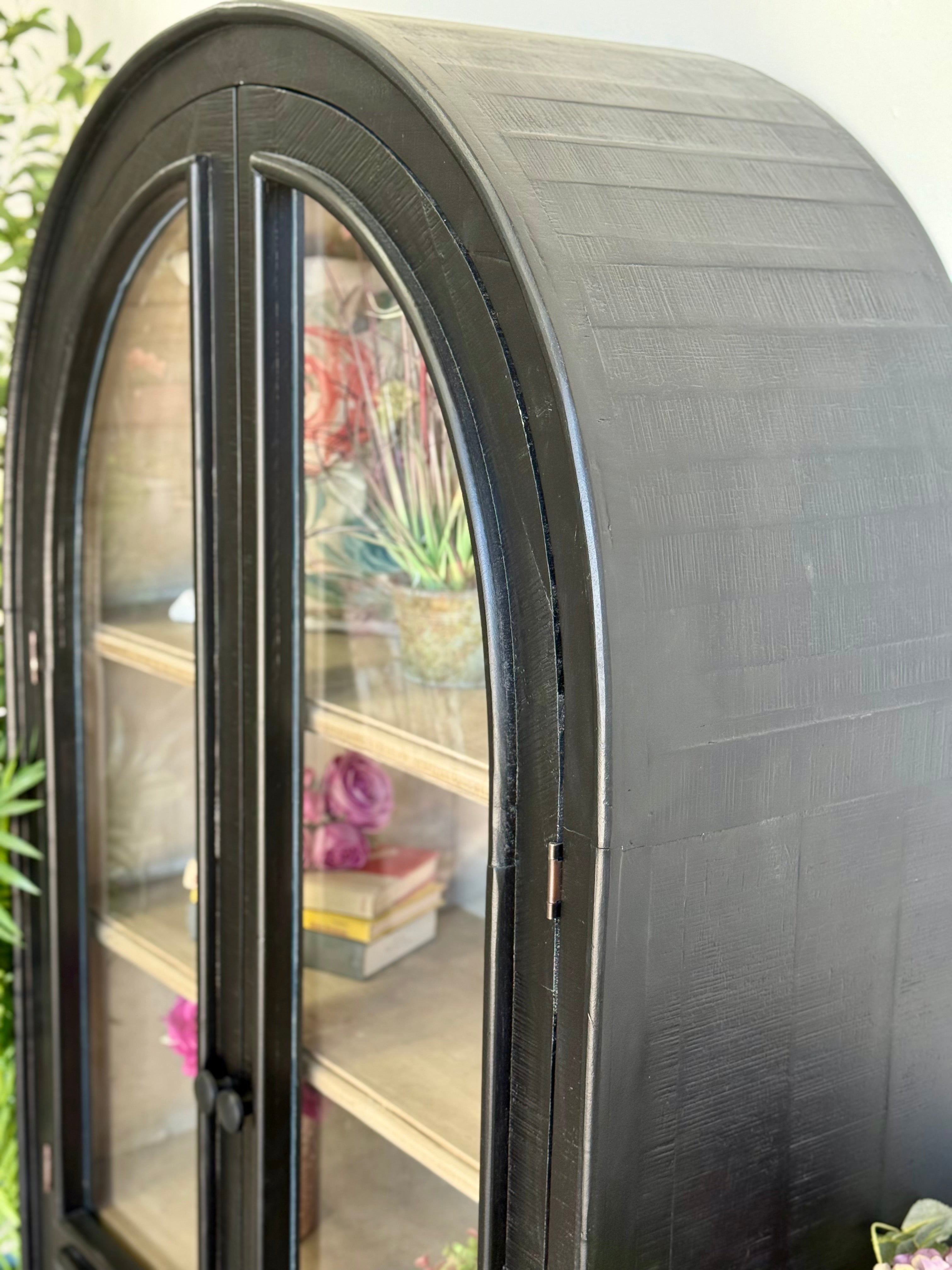 Avery Domed Vitrine-Black/Dove