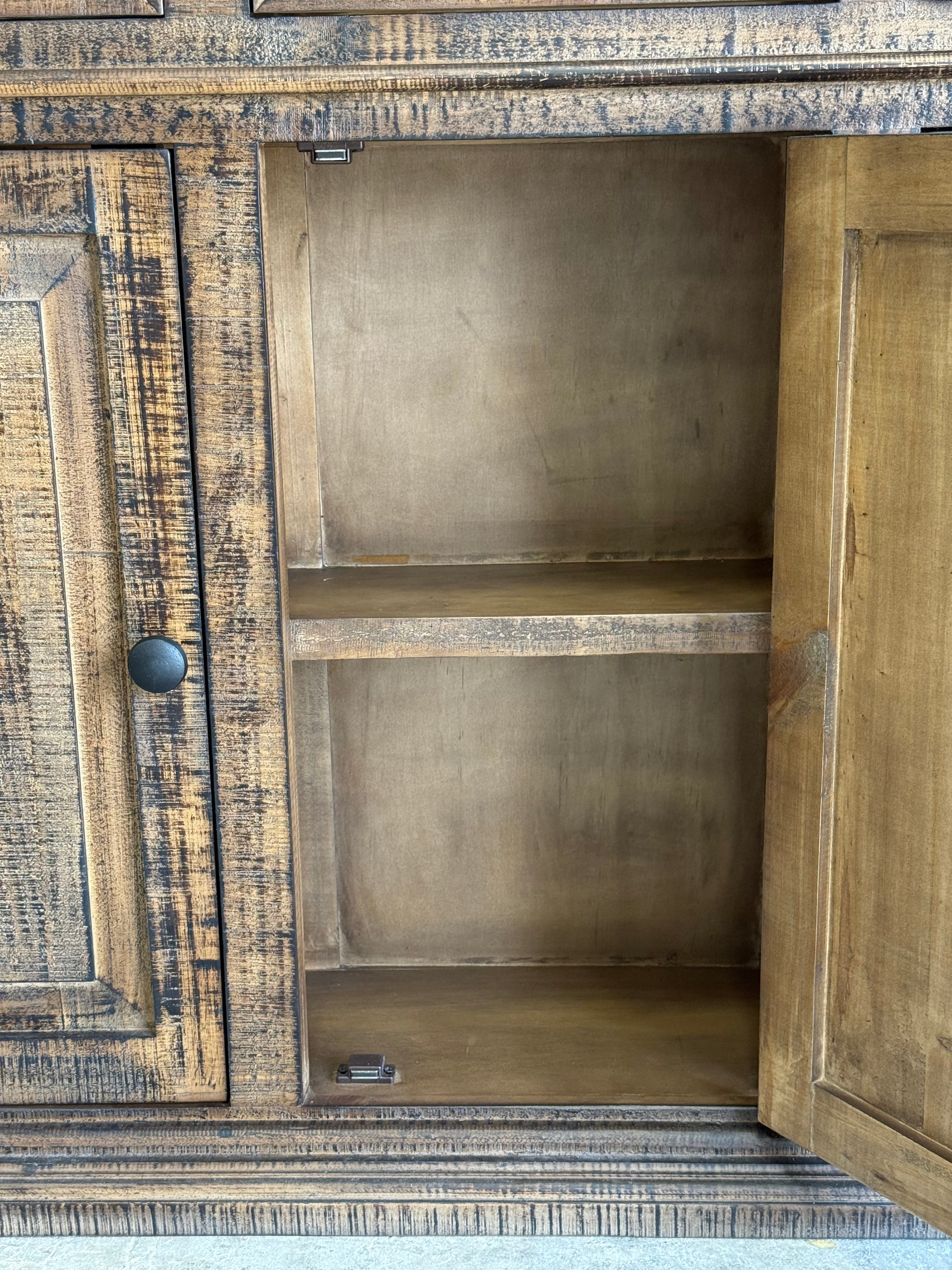 Savannah Sideboard-Honeywood™