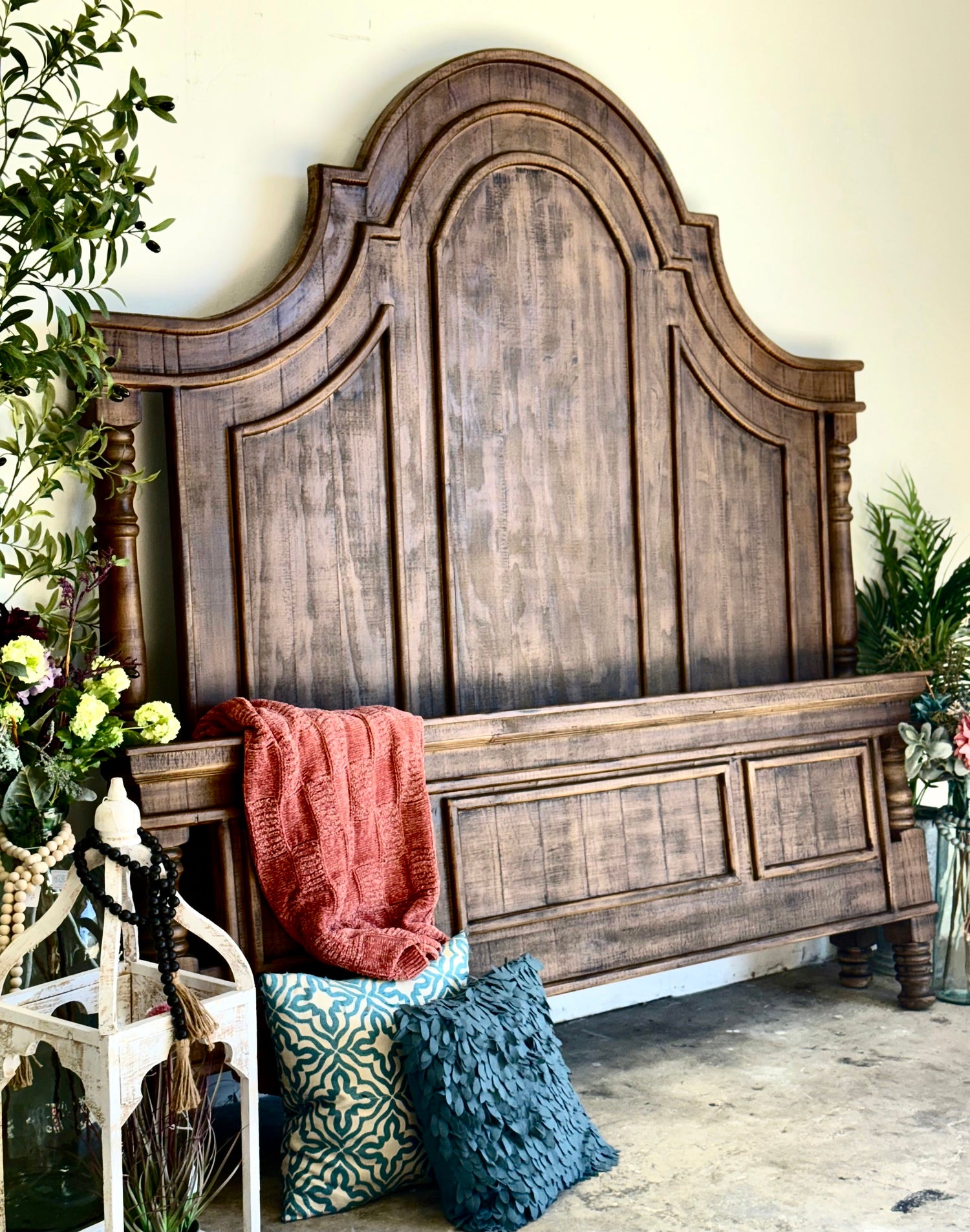 Madison King Bed-Honeywood™