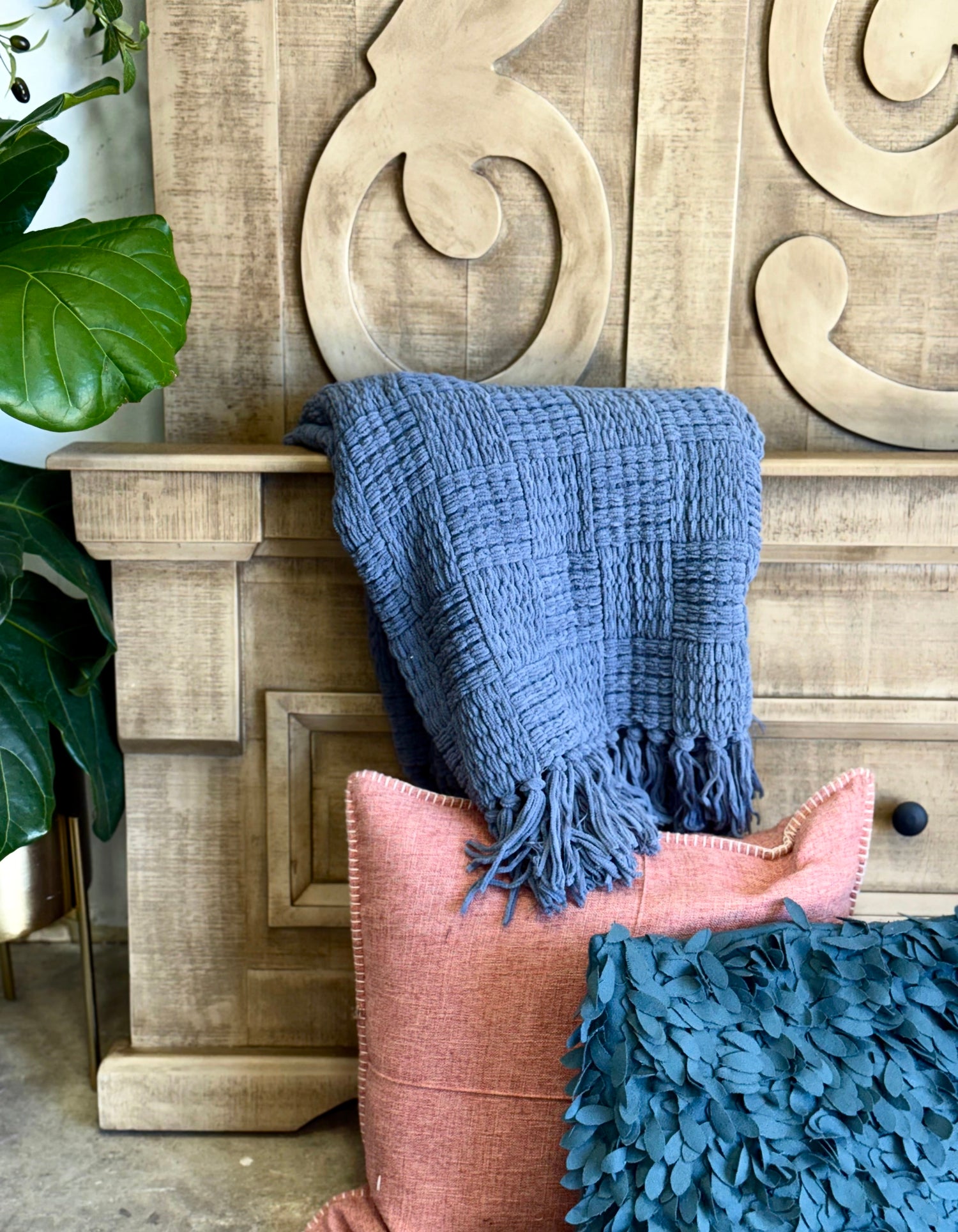 Harper Curved King-Cappuccino