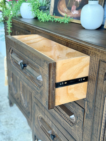 Cora Console-Honeywood™