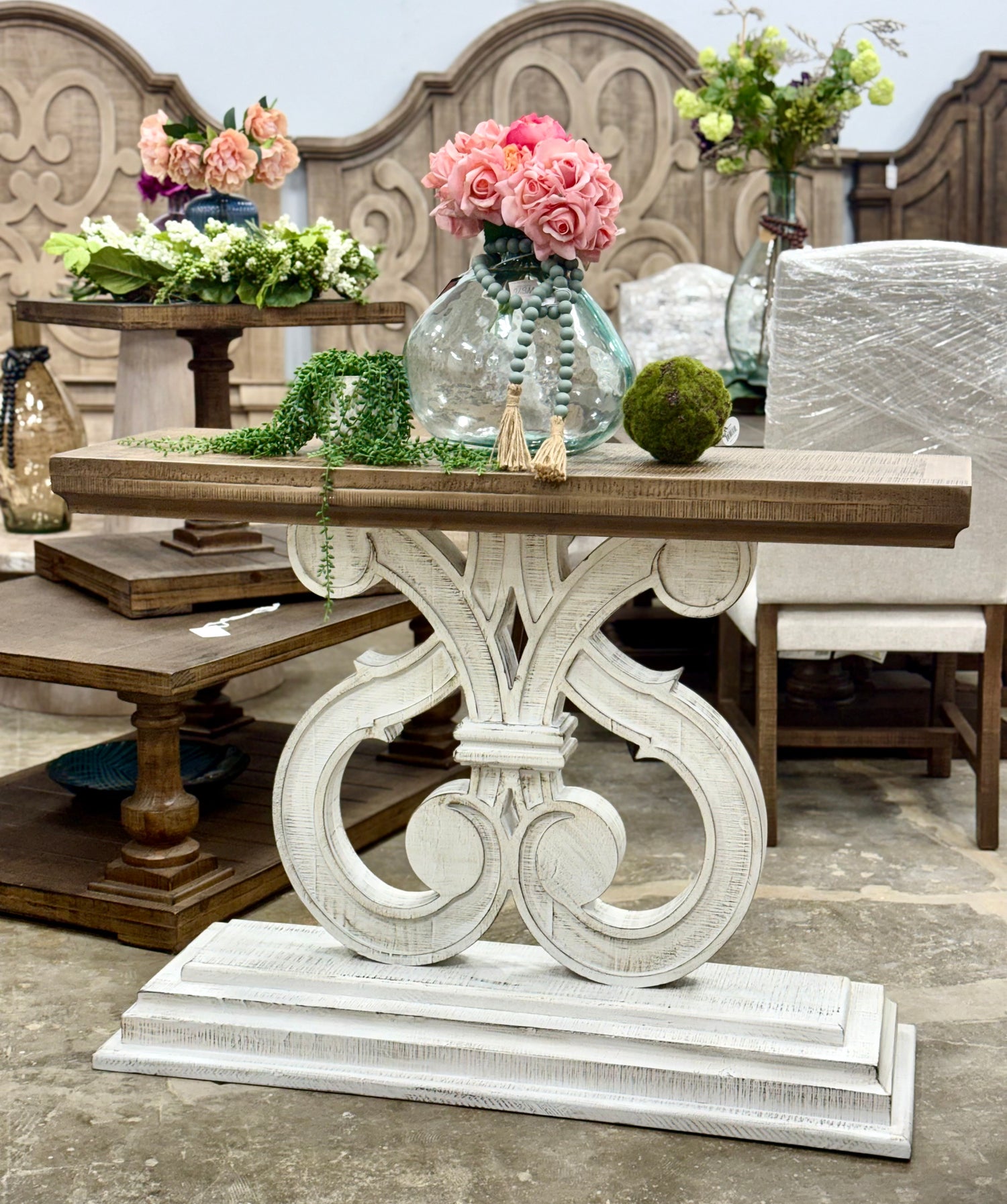 Harp Entryway-White Wheat/Sandstone