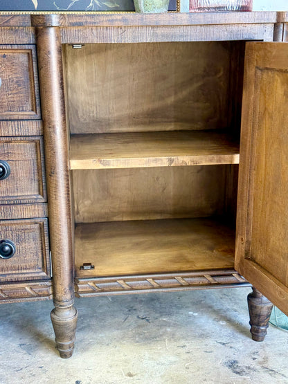 Juliette Console-Honeywood™