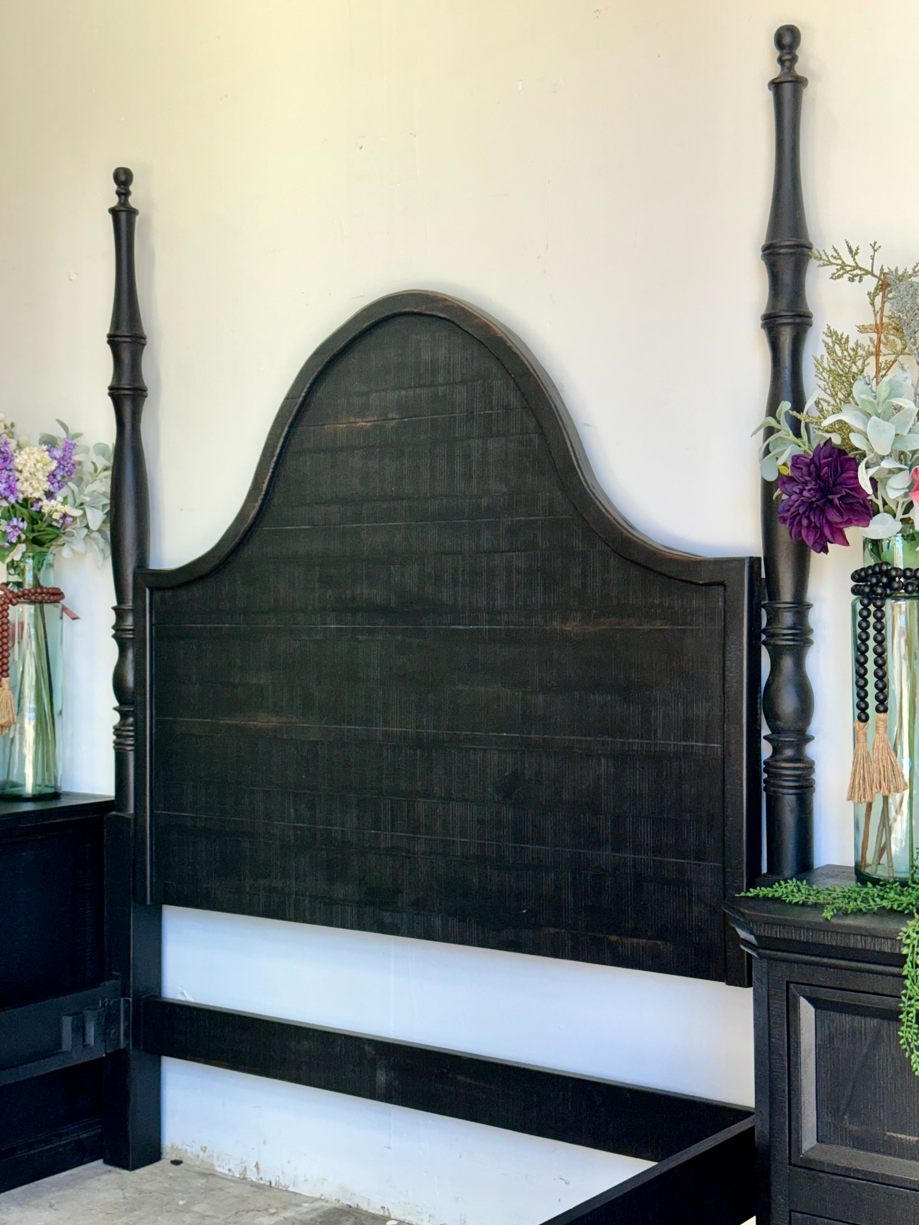 Willow Queen 4 Poster Bed-Handrubbed Black