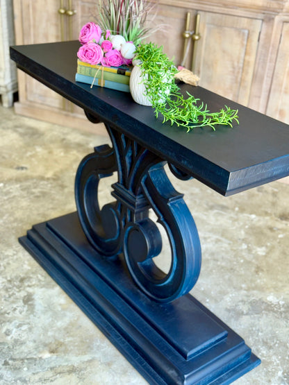 Harp Entryway-Deep Blue