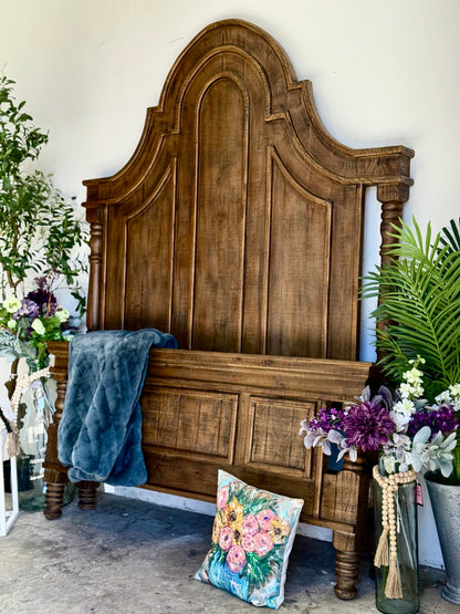 Madison Queen Bed-Honeywood™
