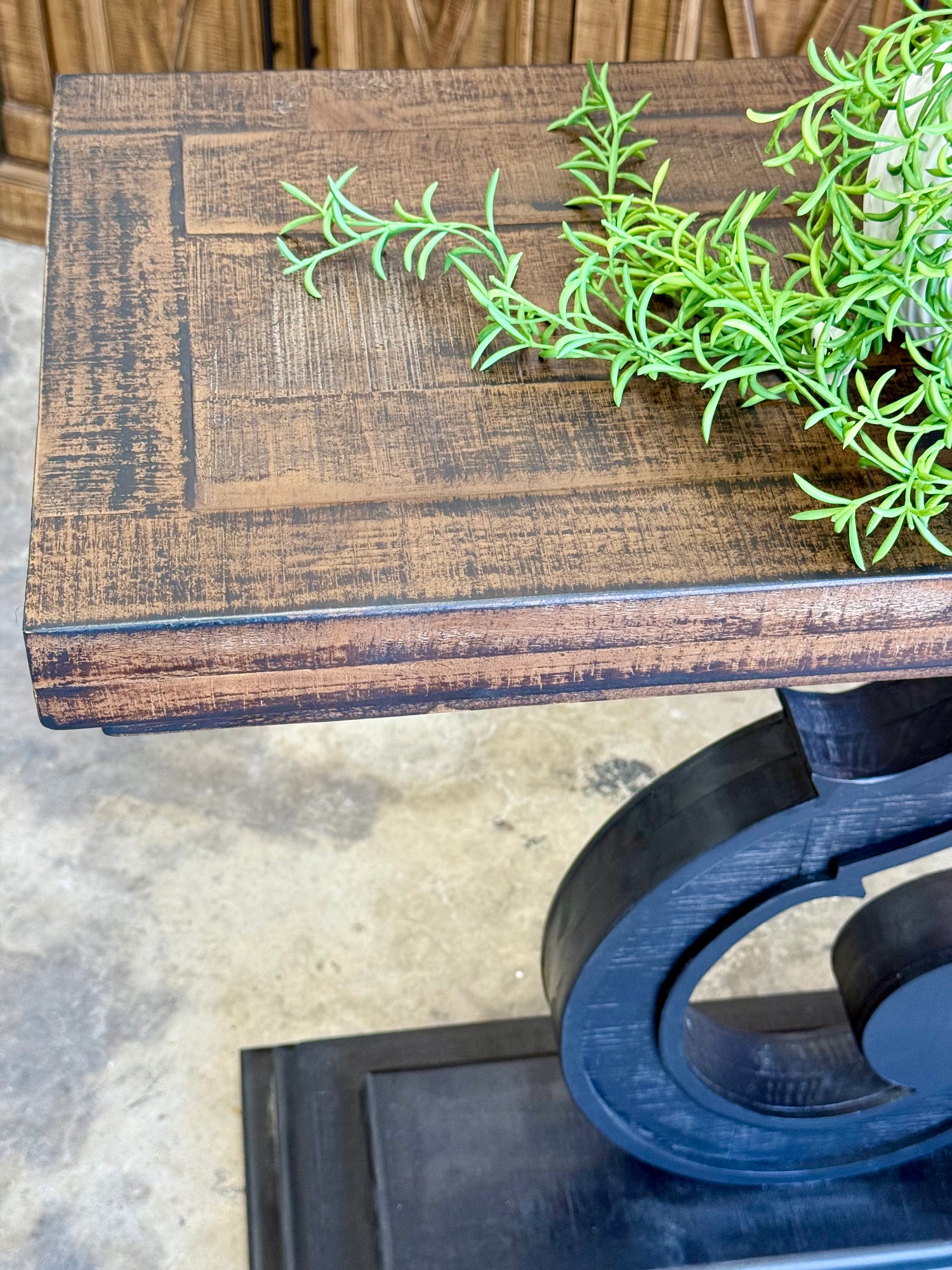 Harp Entryway-Black/Honeywood