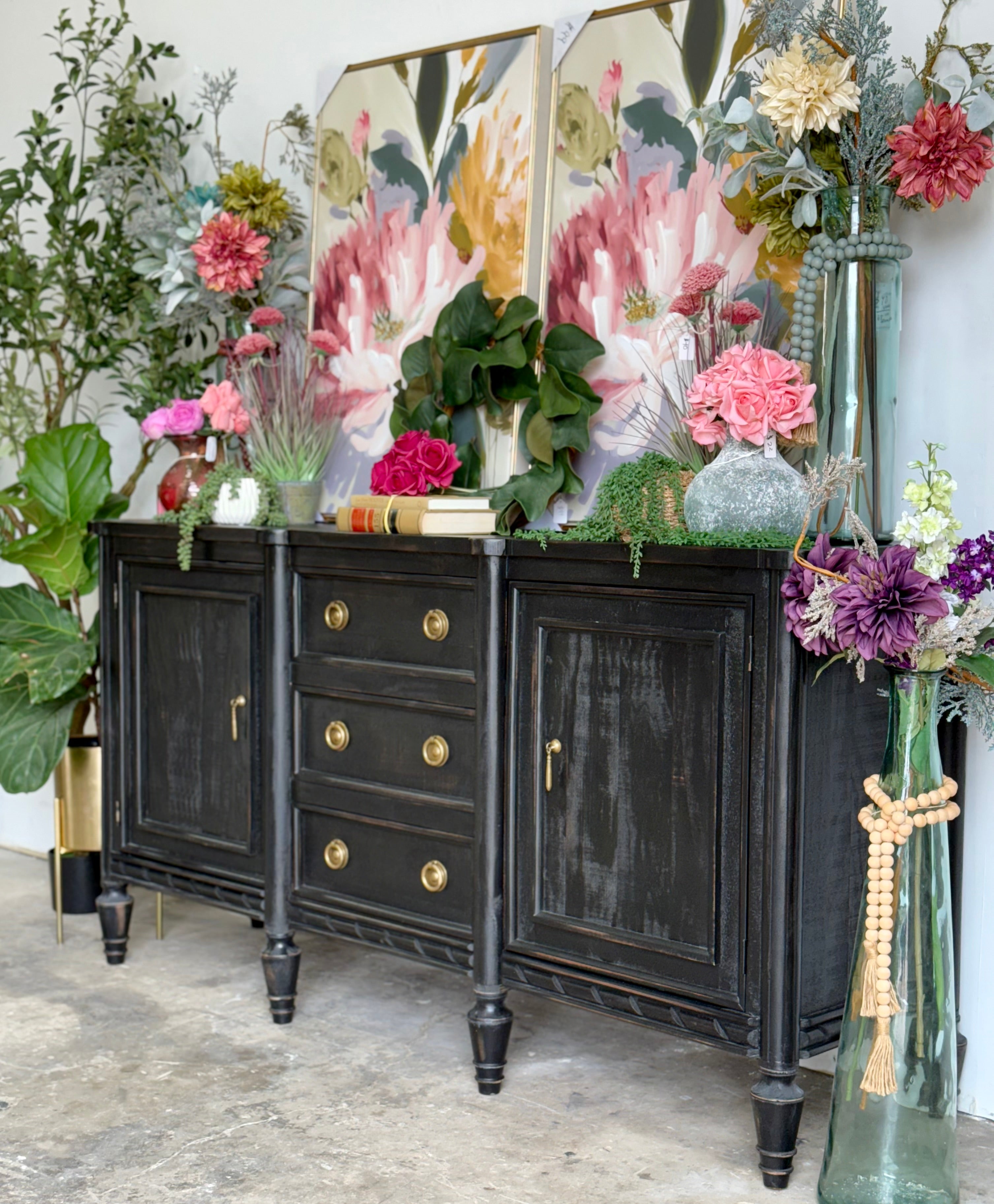 Juliette Console-Black/ Gold