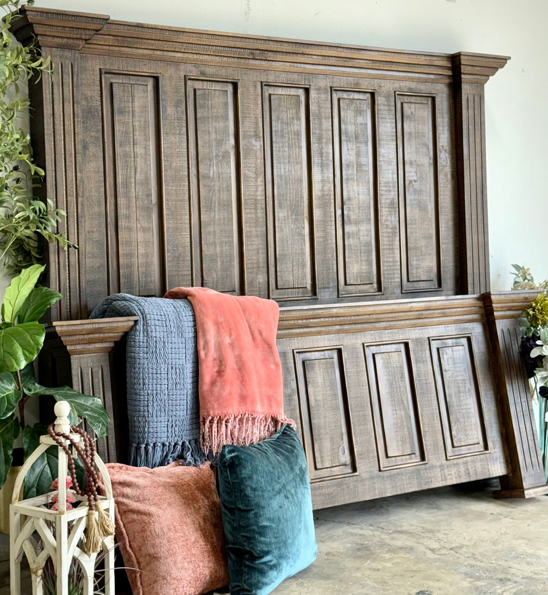 Charlotte King Paneled Bed-Honeywood™