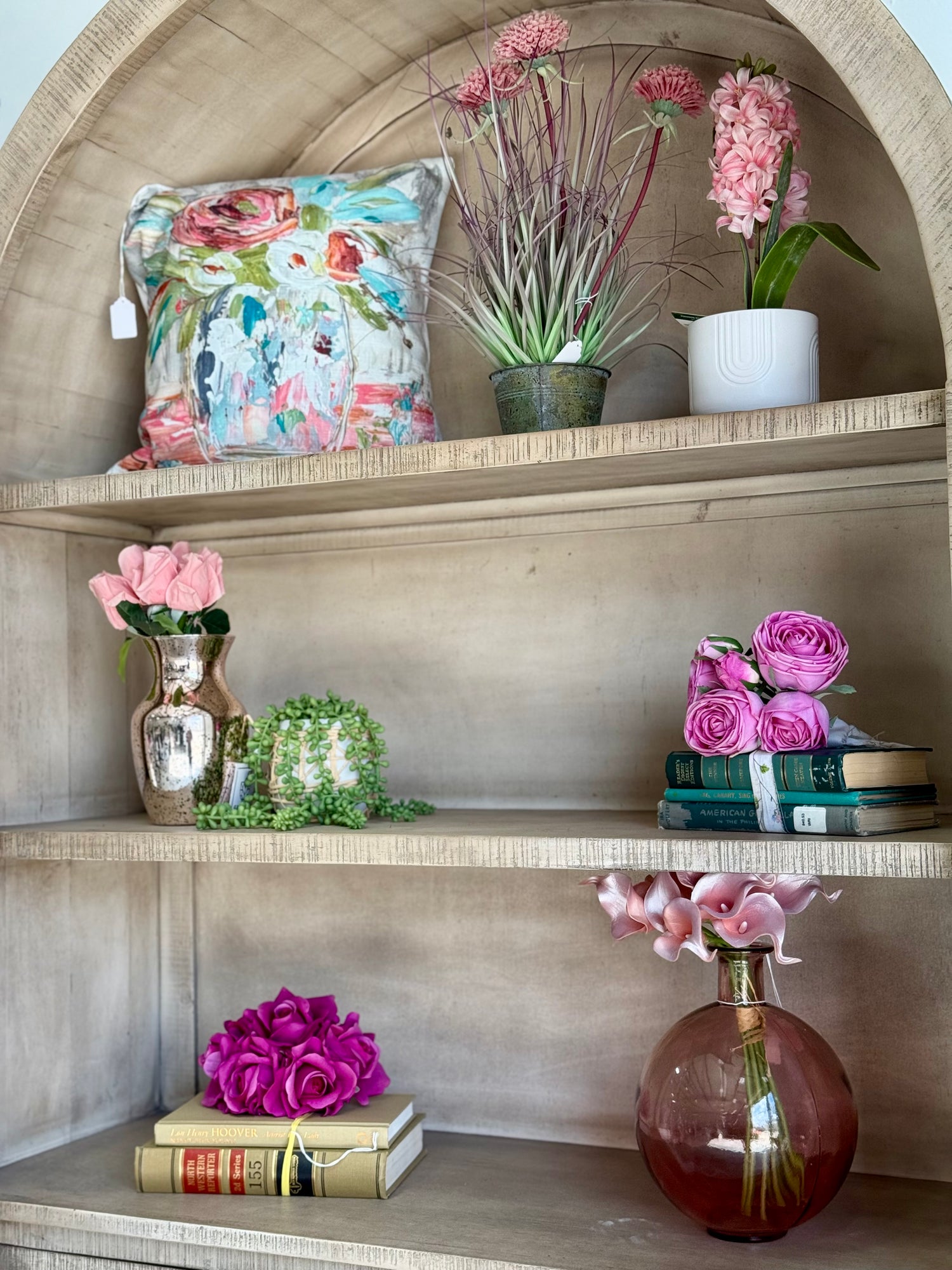 Melody Domed Vitrine- Blue Dusk/Cappuccino