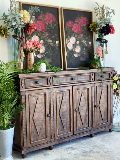 Julia 4 Door Console-Honeywood