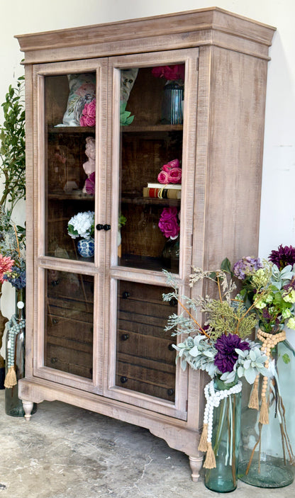 Camryn Vitrine-Soft Drift™/Honeywood™