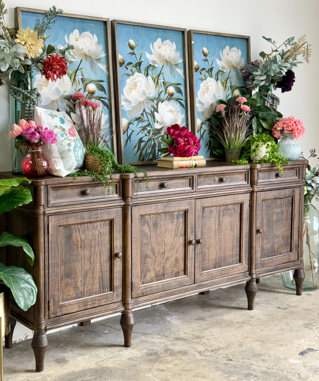 Celine 4 Door Console-Honeywood™