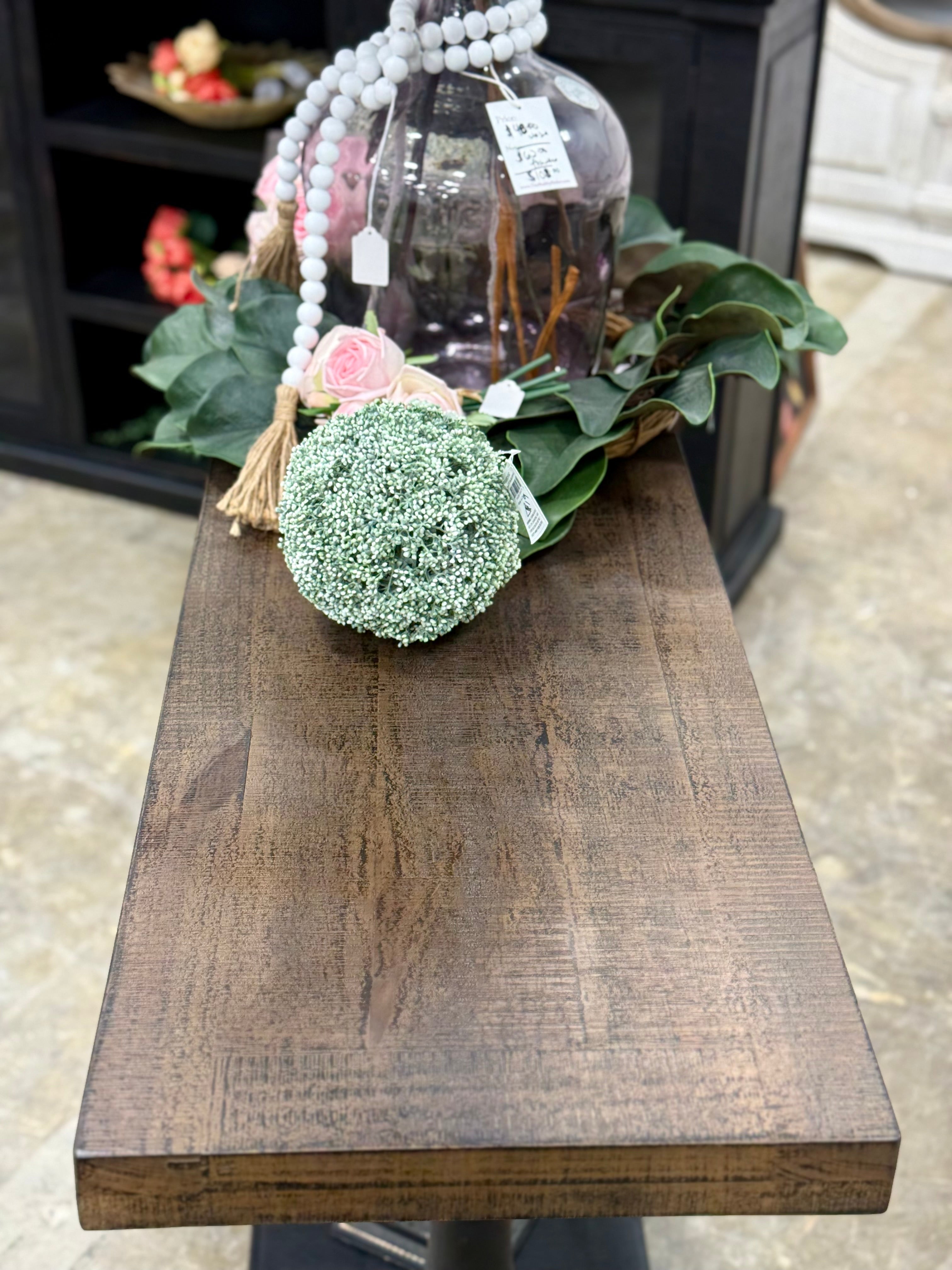 Amber Entryway/Sofa table-Handrubbed Black/Honeywood™