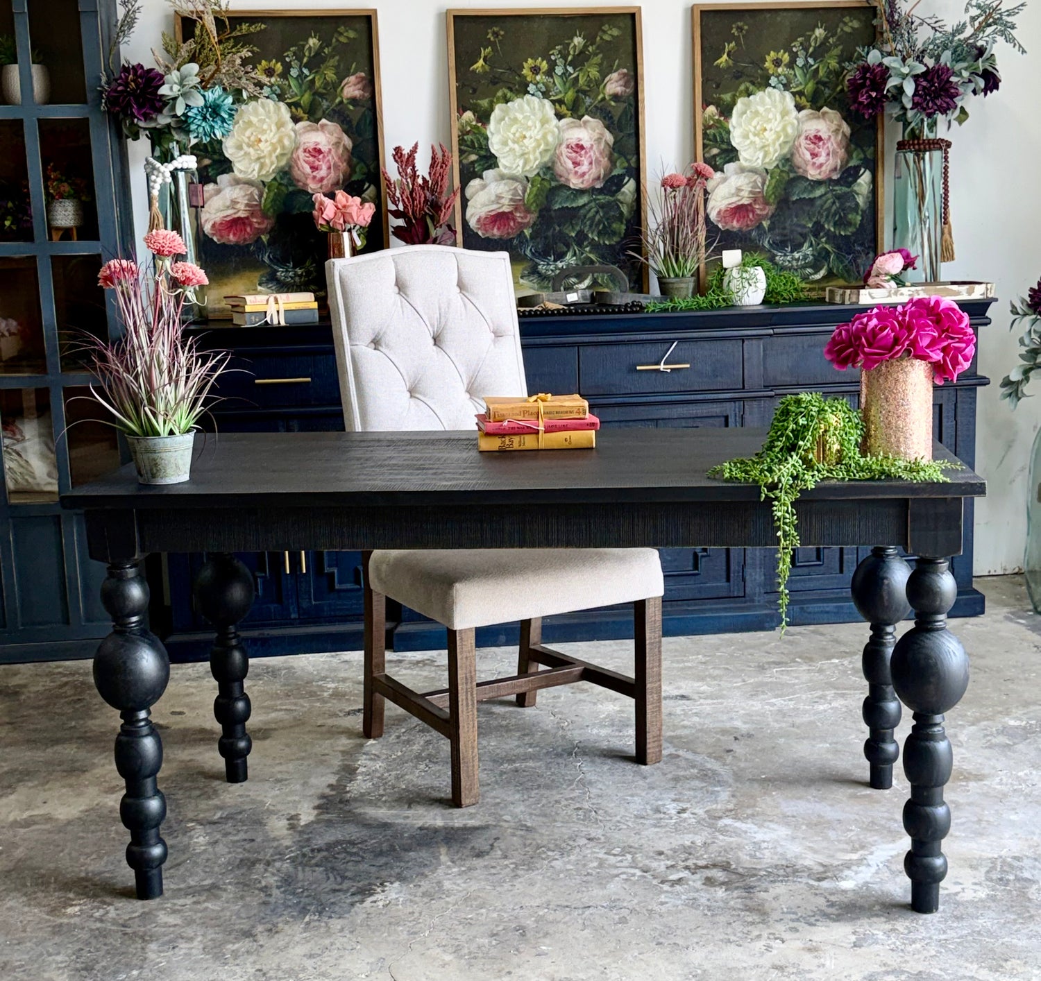 Sophie Desk-Handrubbed Black