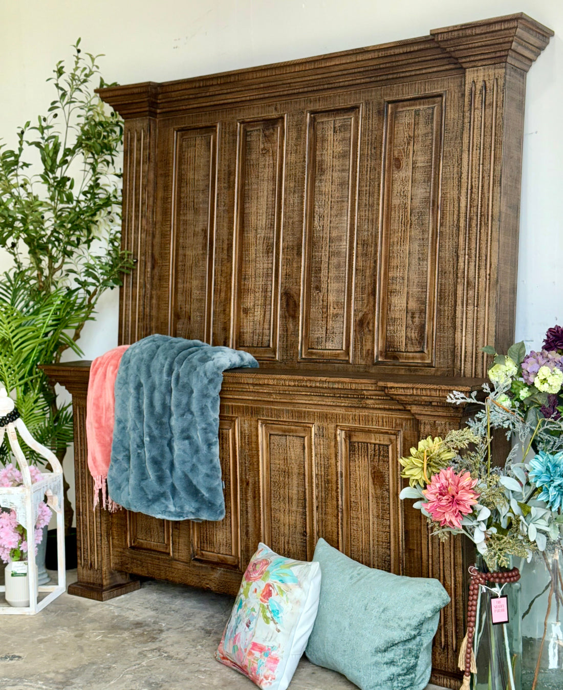 Charlotte Queen Paneled Bed-Honeywood™