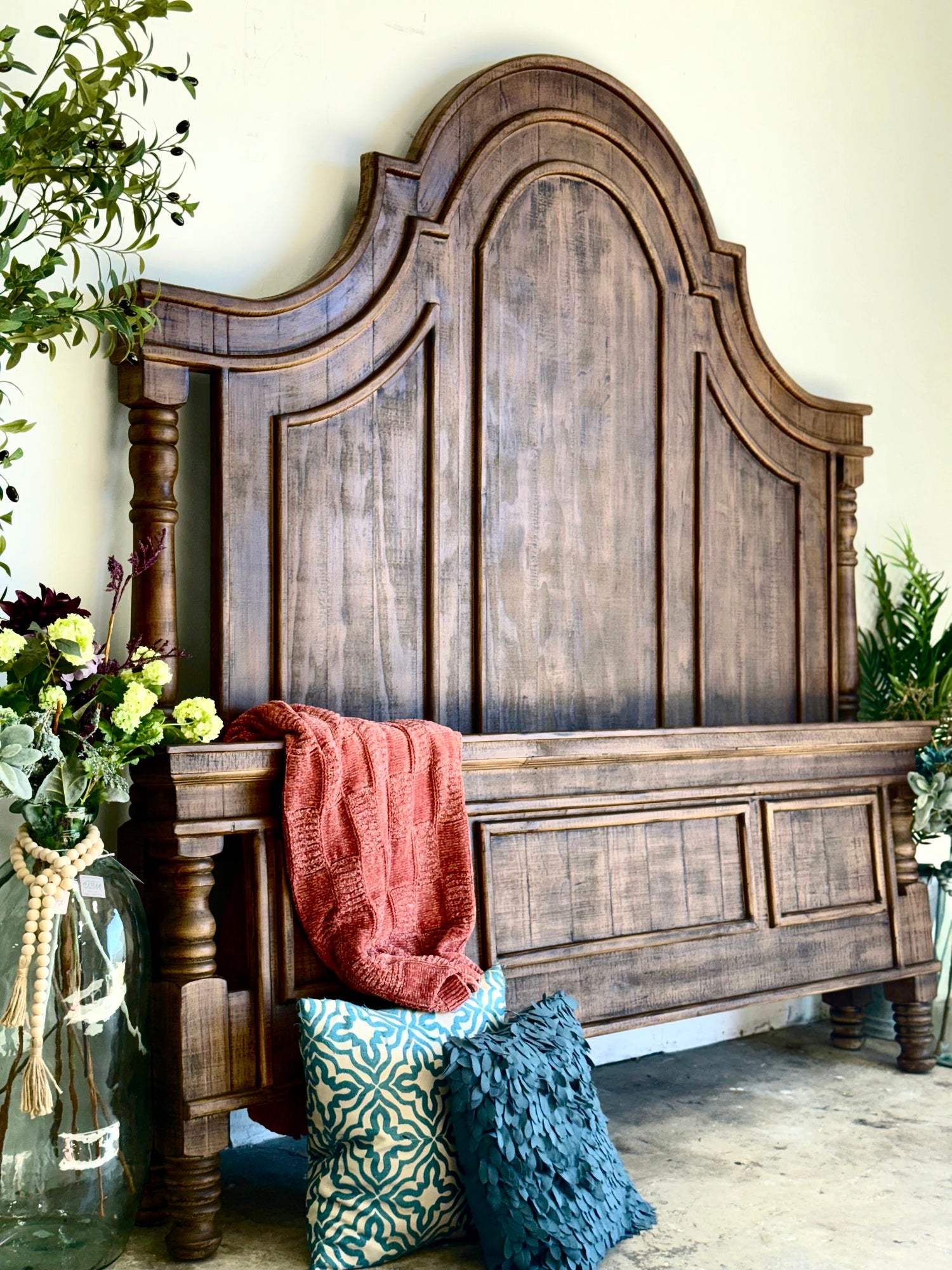 Madison King Bed-Honeywood™