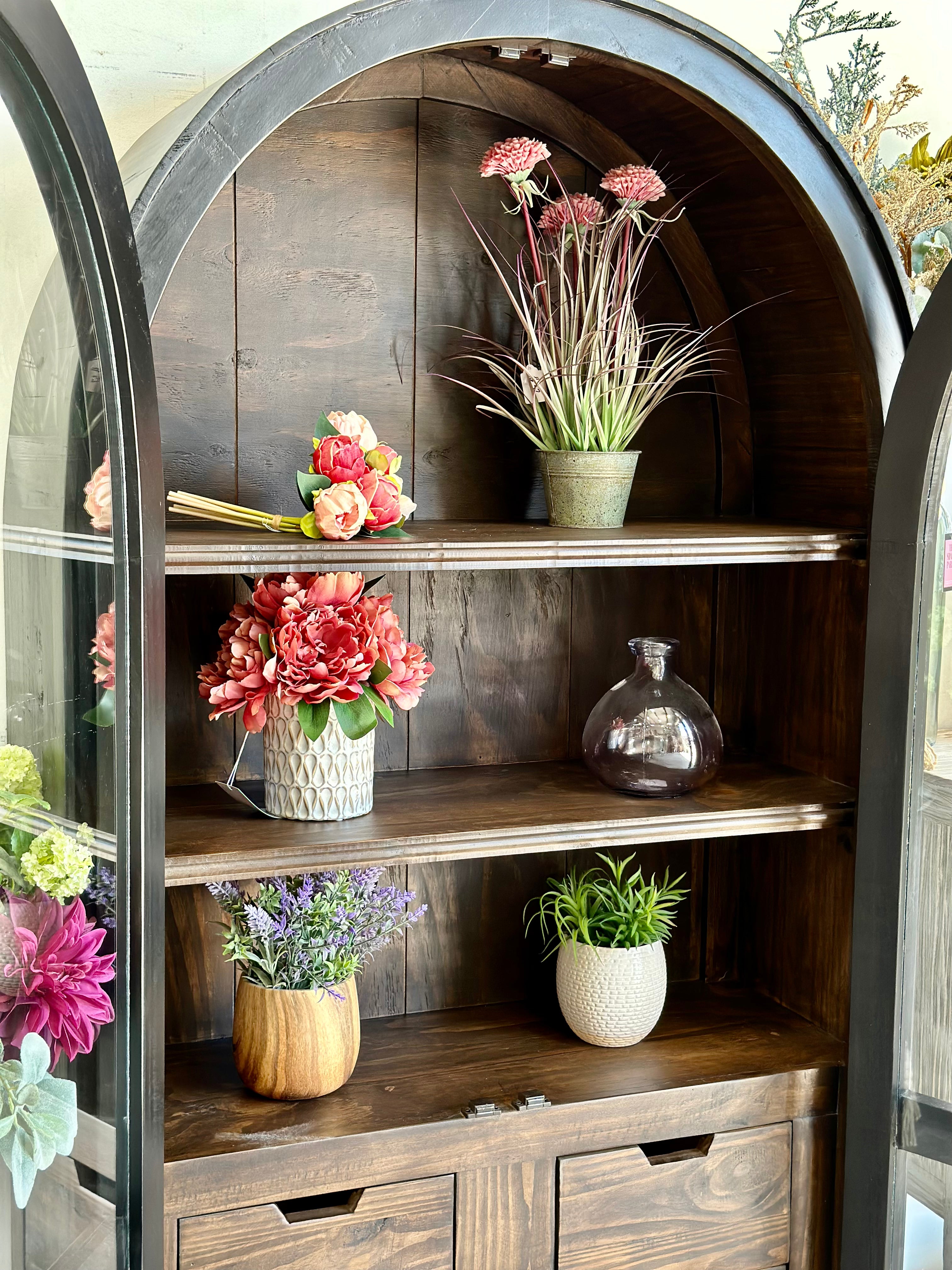 Avery Domed Vitrine-Black/Sparrow Interior