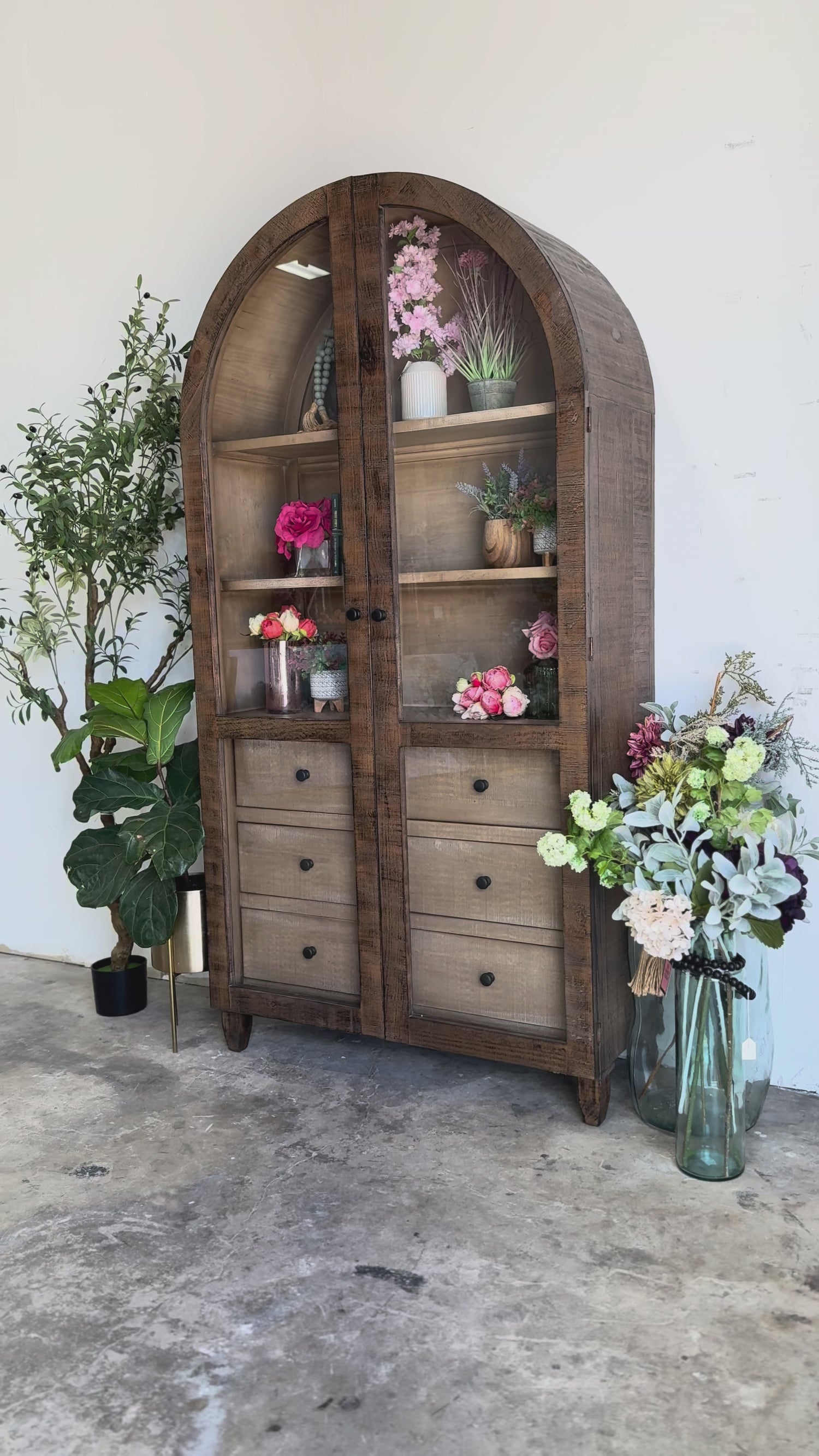 Melody Domed Vitrine-Honeywood™/Cappuccino