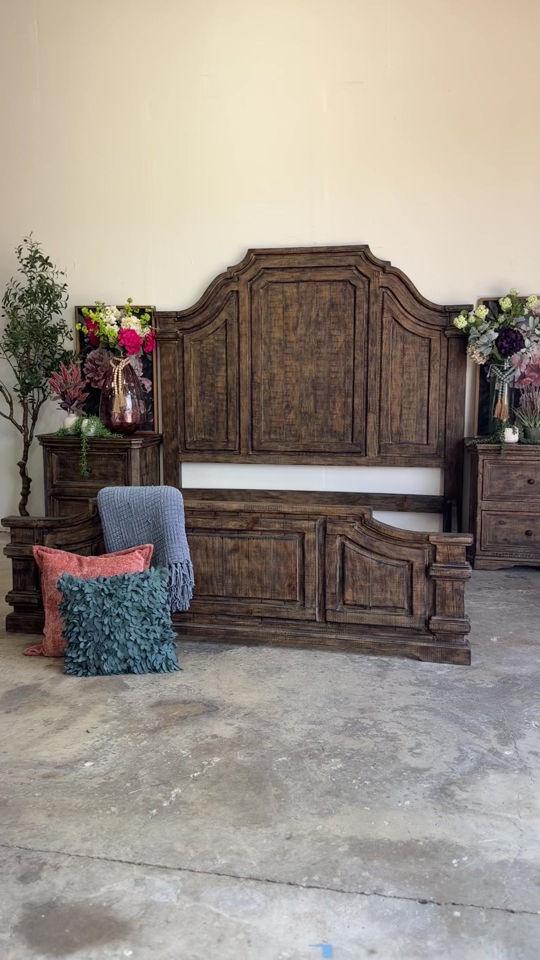 Eden King Bed-Pecan