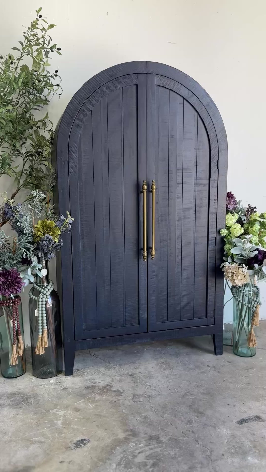 Georgia Domed Vitrine- Deep Blue/Gold