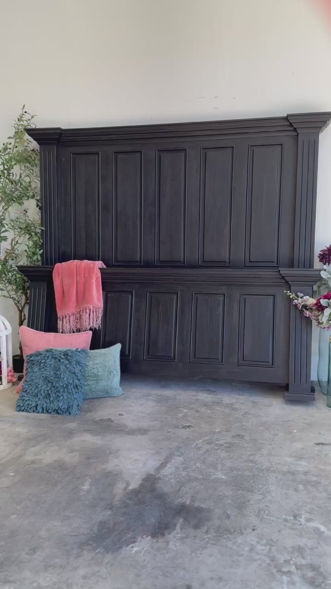 Charlotte King Paneled Bed-Handrubbed Black