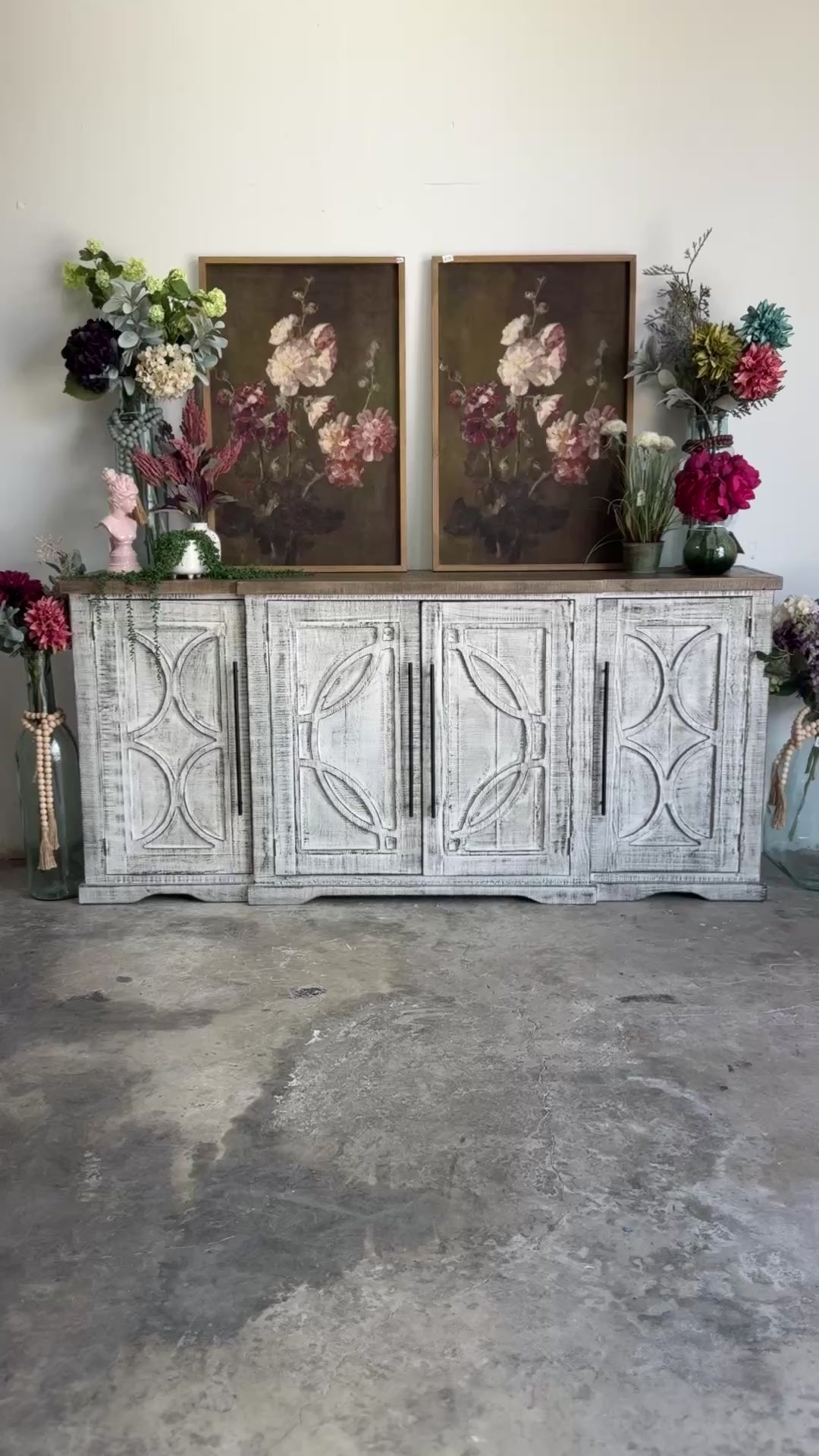 Circle Door Console-Toasted Wheat™/Sandstone