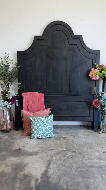 Jessica Queen Bed-Handrubbed Black