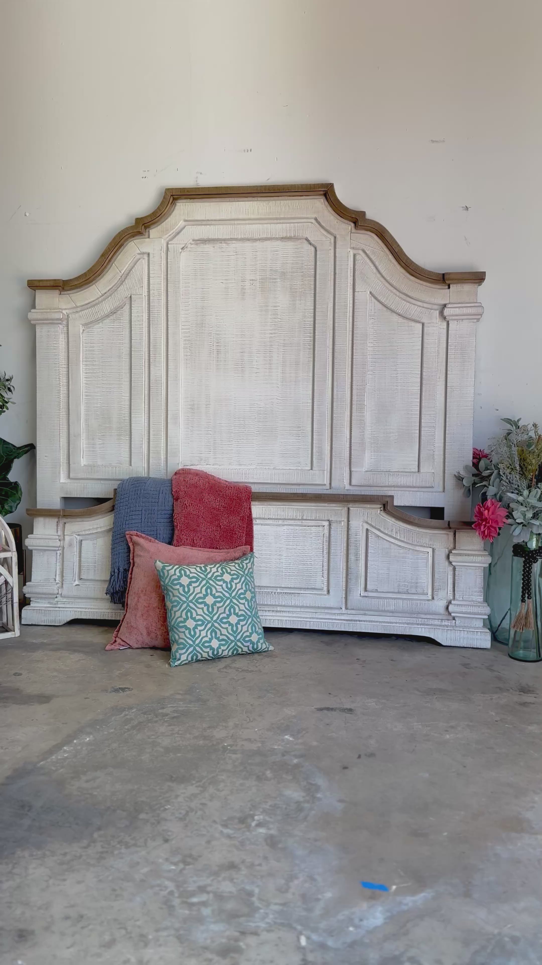 Eden King Bed-White Wheat/Sandstone